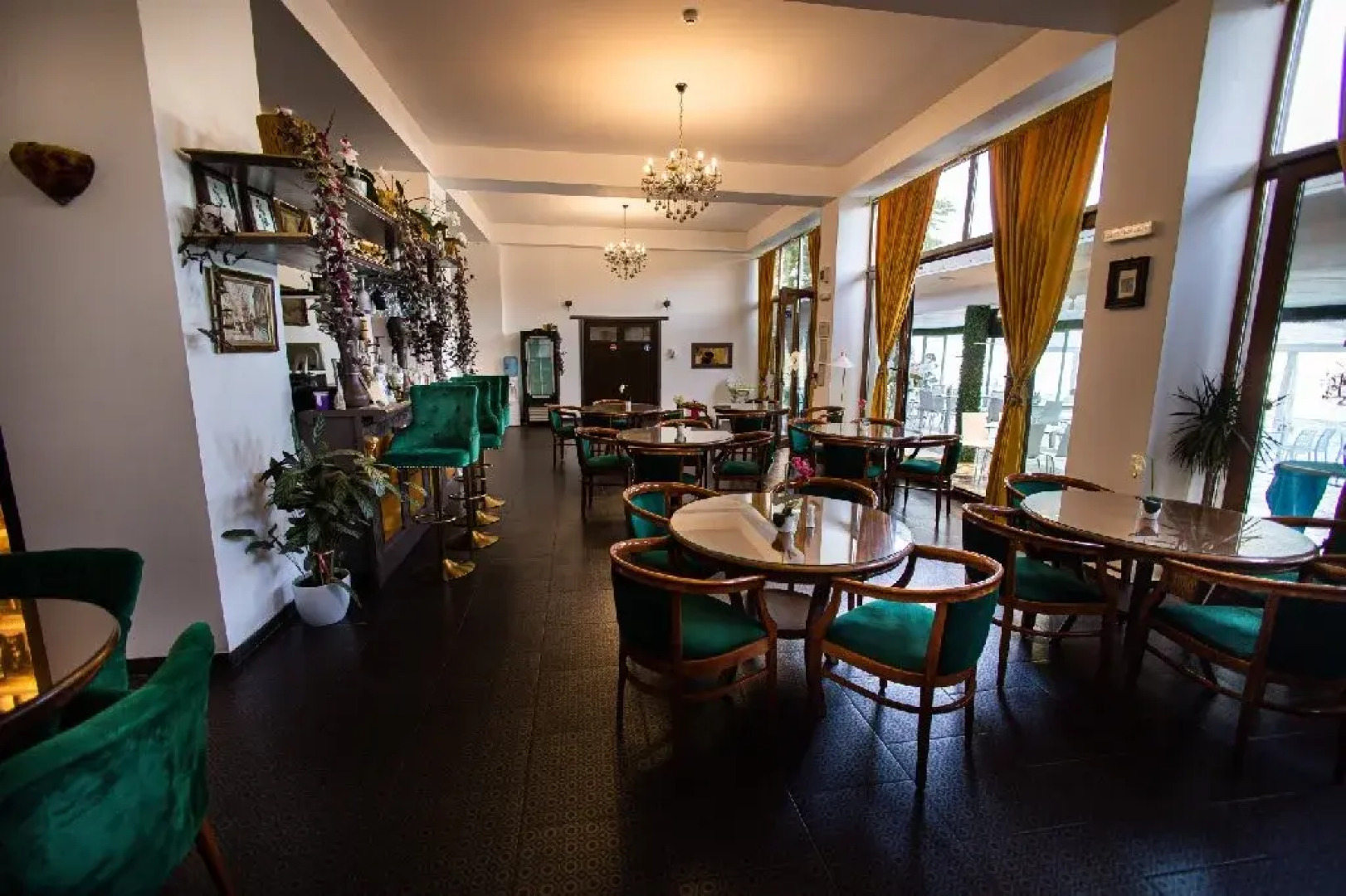 . RIVIERA 990 - Camere de Inchiriat