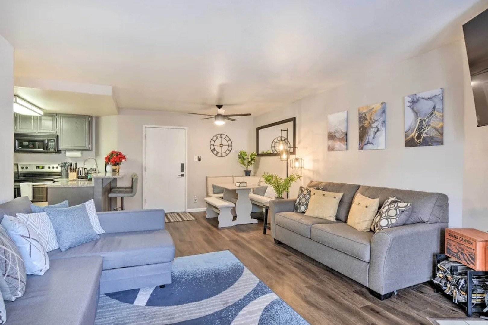 Sweet Skiers Escape < Half-mile to the Slopes!