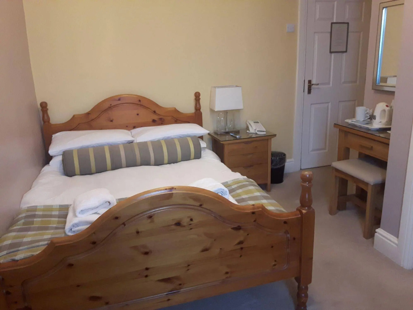 The Wheatsheaf Hotel