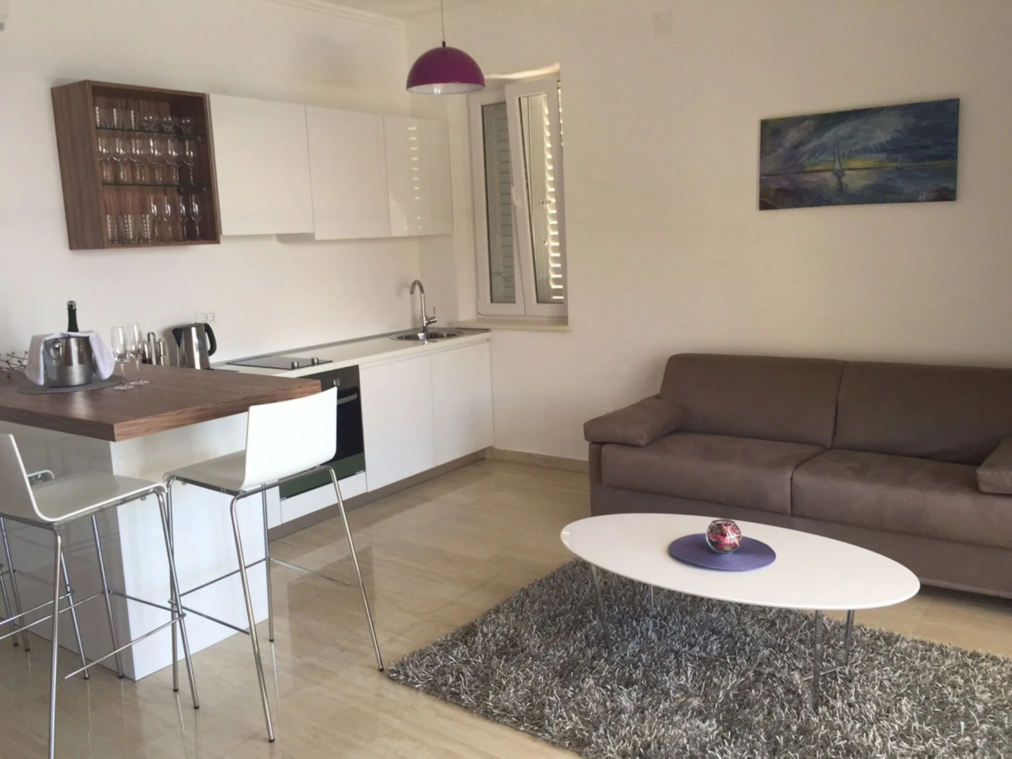 Boutique Pine Tree apartments