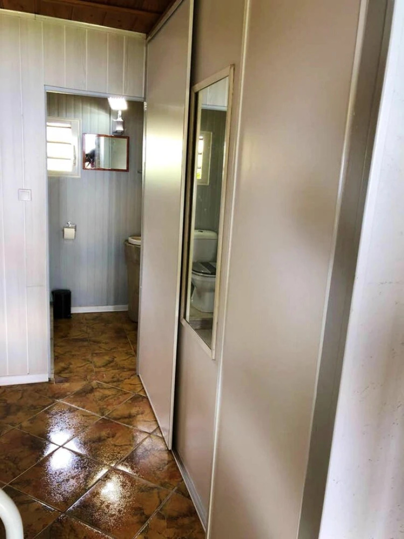 House With 2 Bedrooms in Saint benoît, With Wonderful sea View and Enclosed Garden