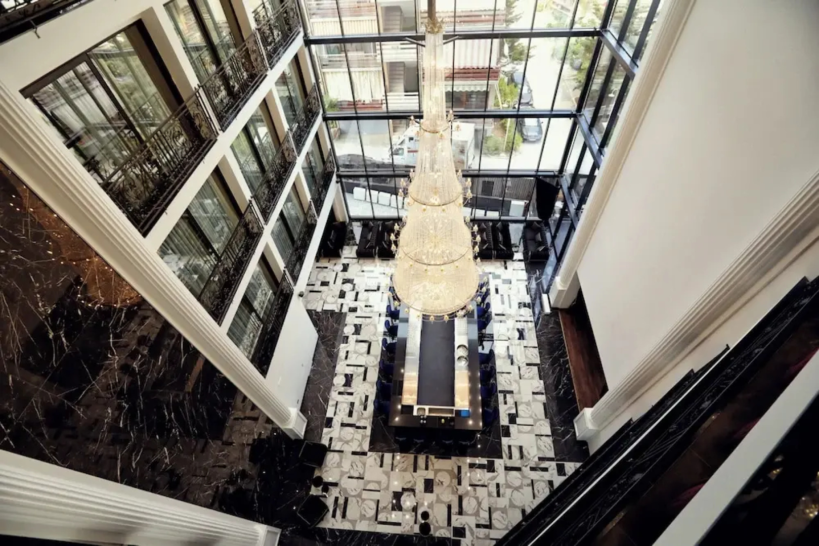 Luxury Premium Finese Hotel & SPA