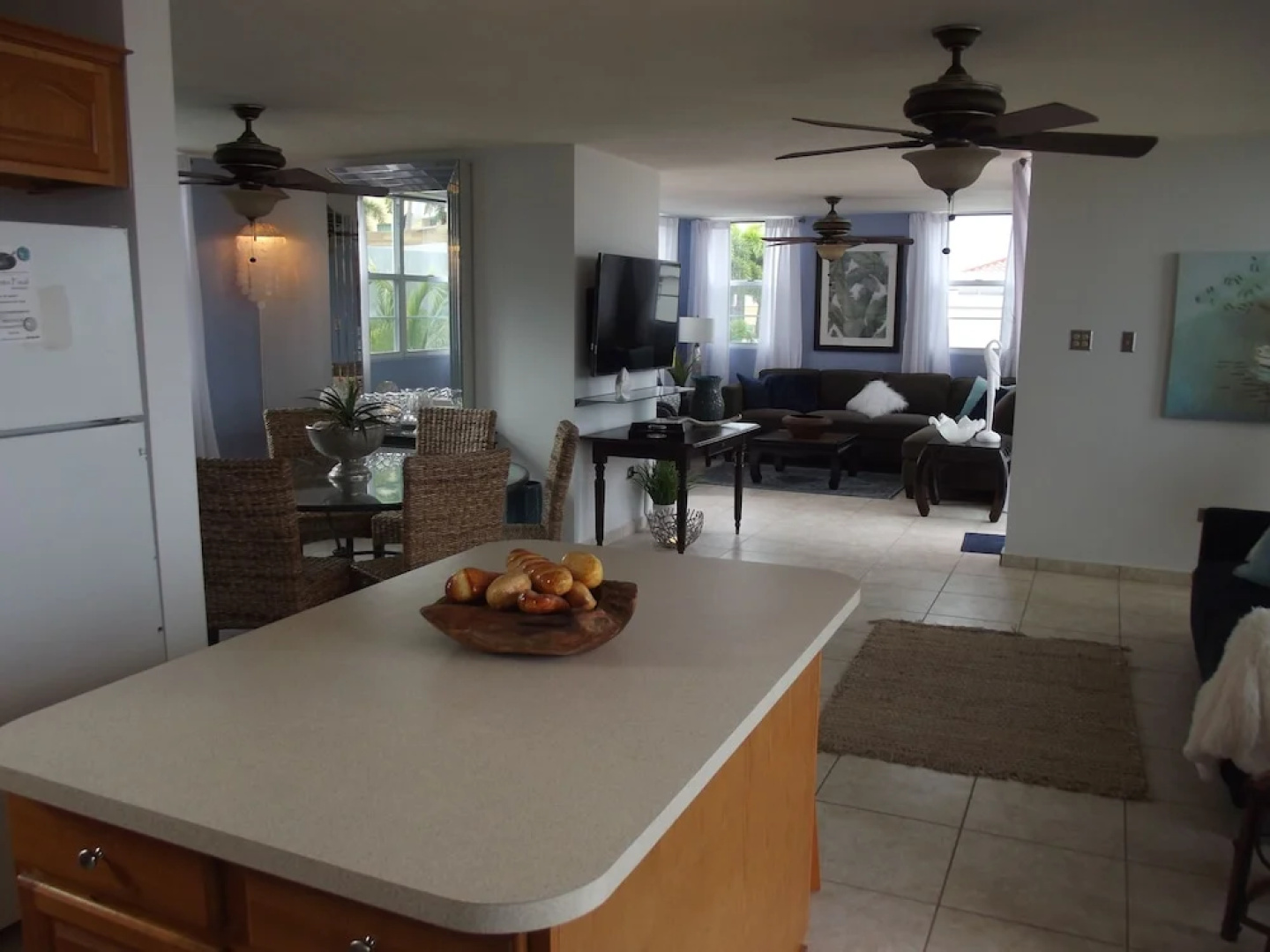 Beautiful Home At The Hill With Private Pool