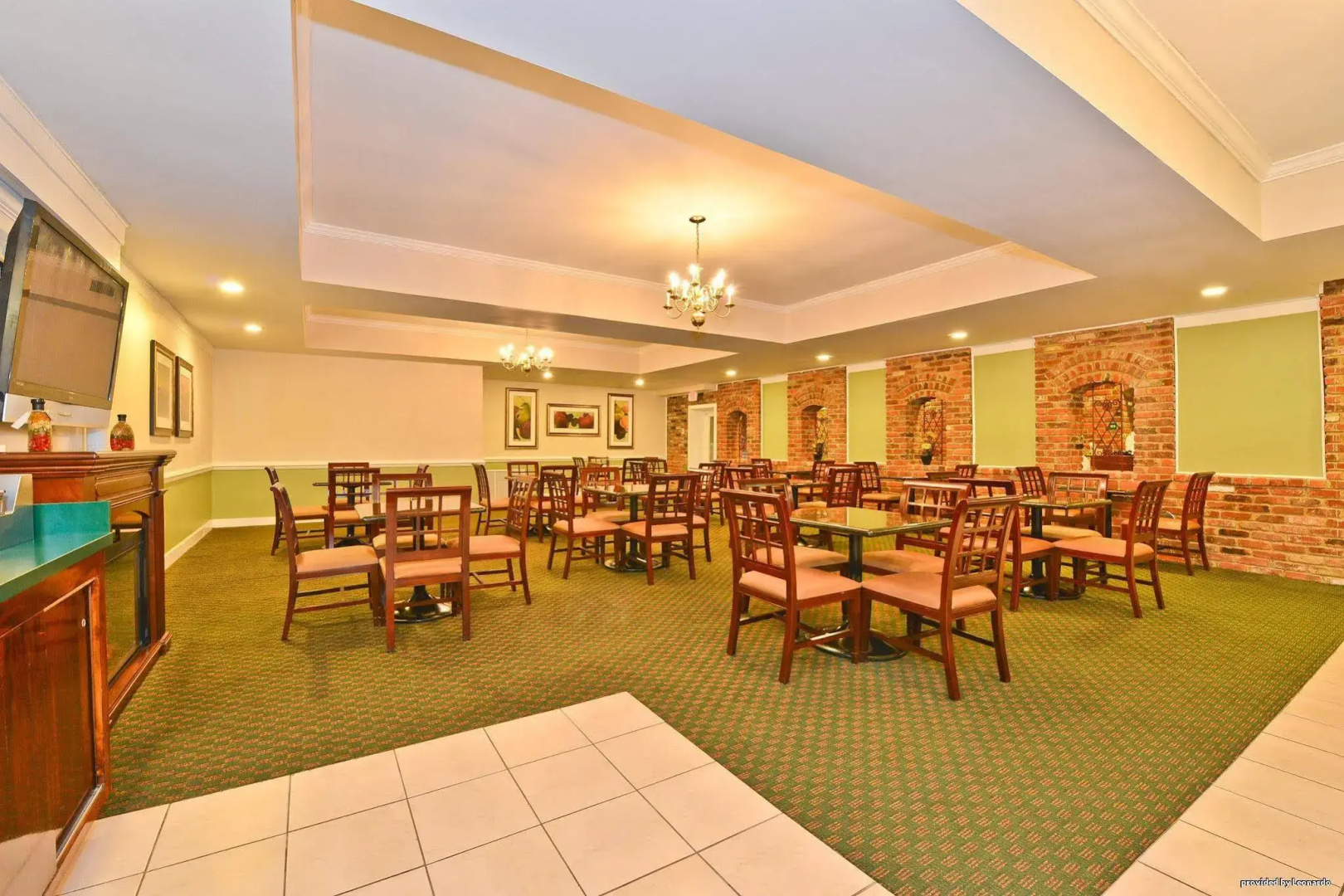 Best Western Plus Governor's Inn