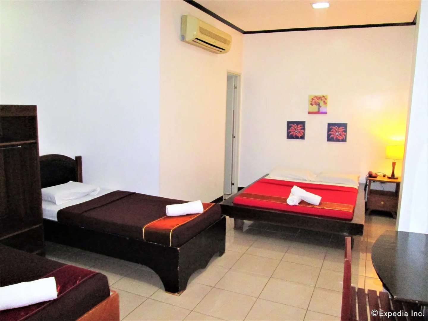 St. Nicolas Inn CDO City Center