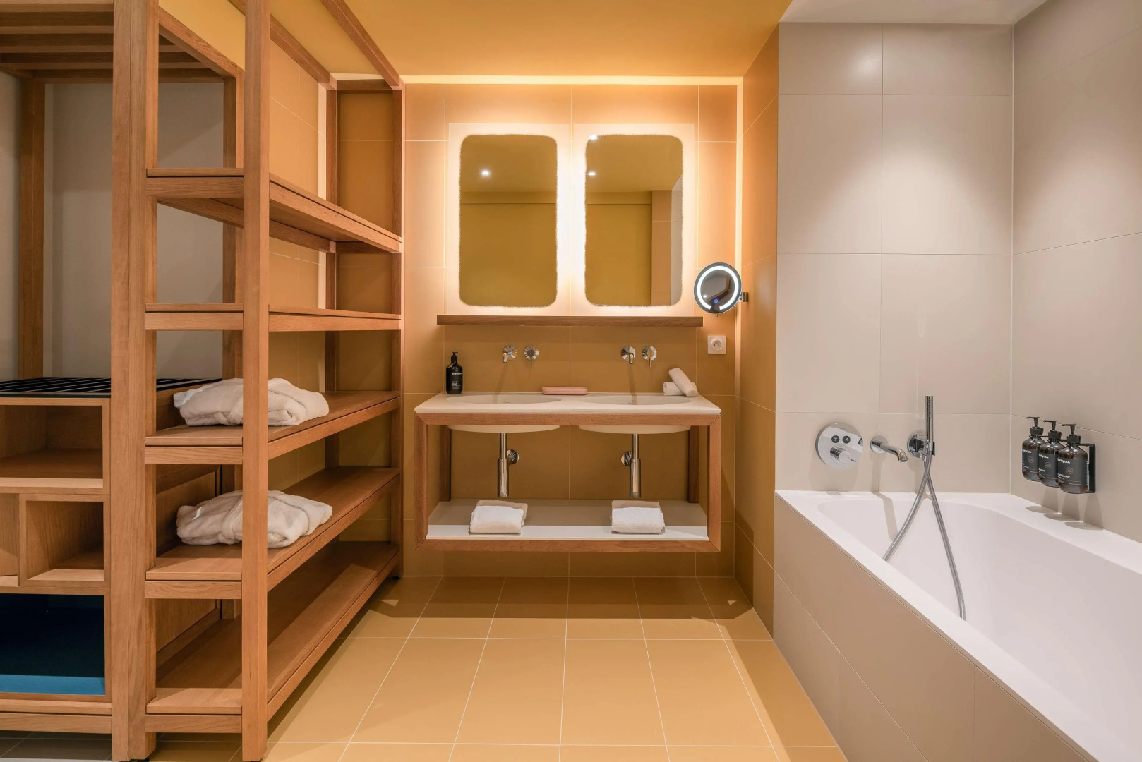 Canopy by Hilton Cannes