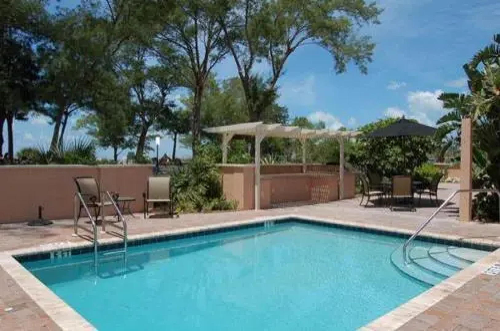 Alamanda Villa on Holmes Beach