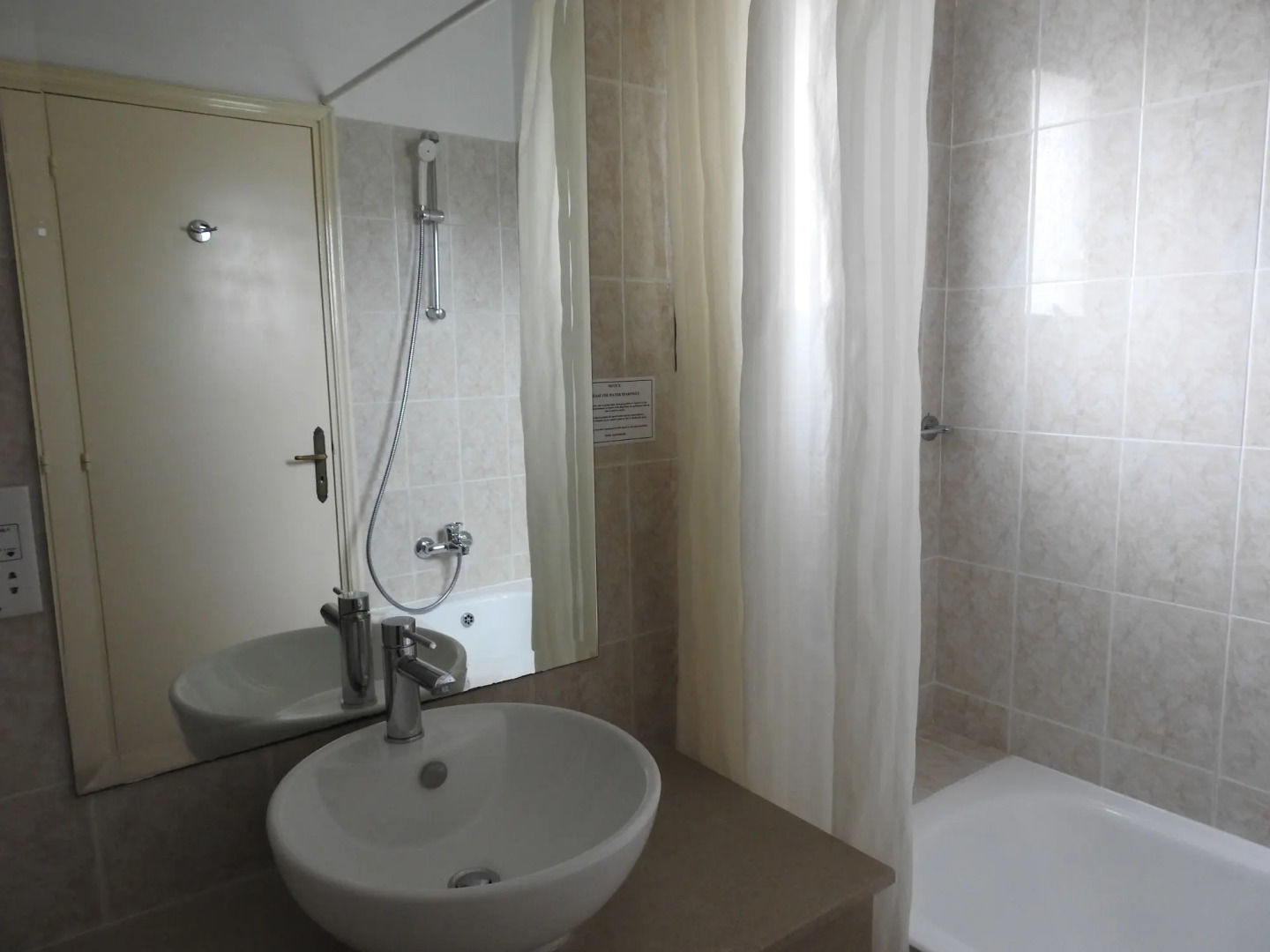 Anna Hotel Apartments