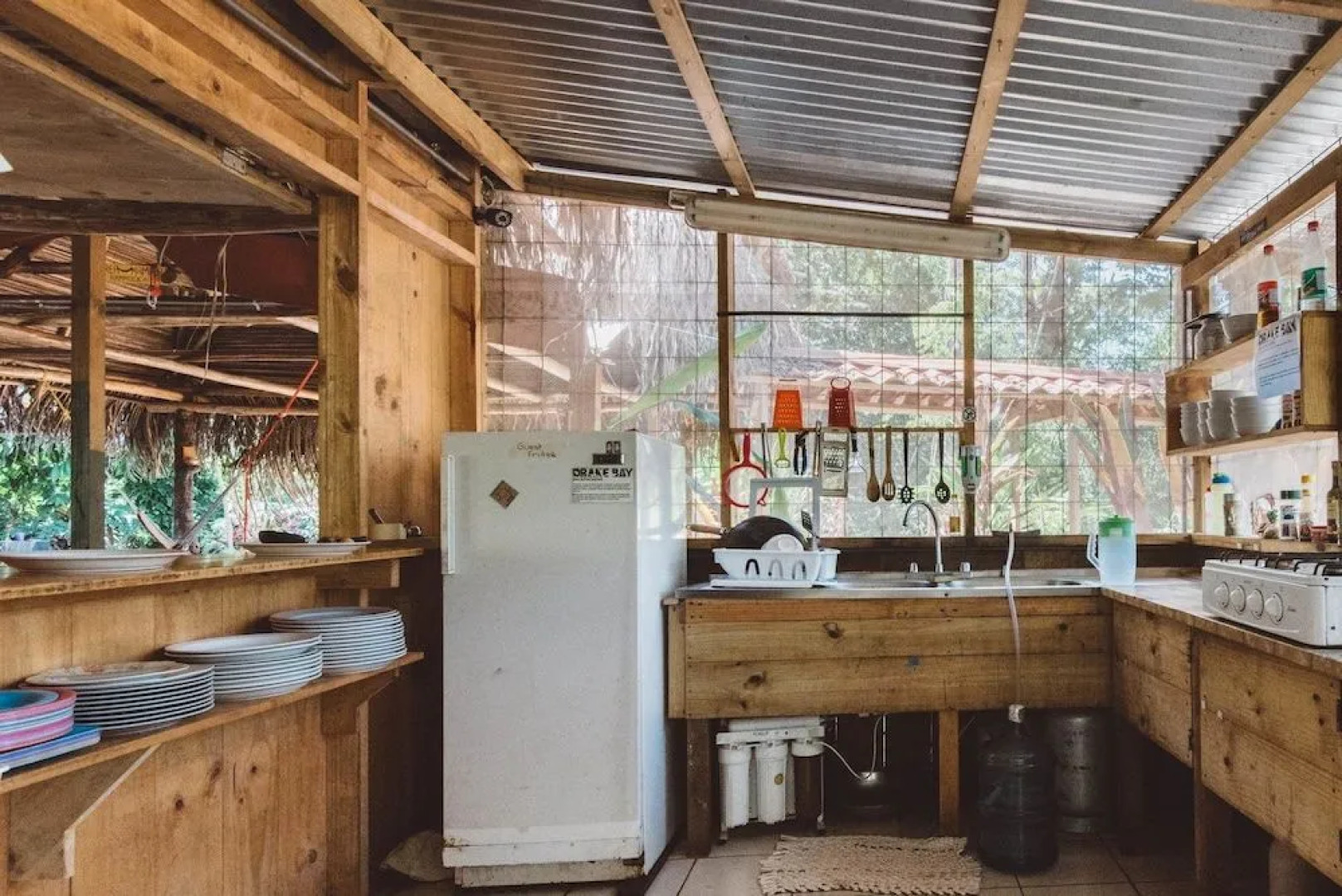 Drake Bay Backpackers