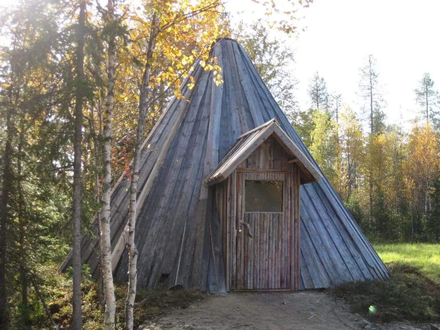 Iisakki Guest House