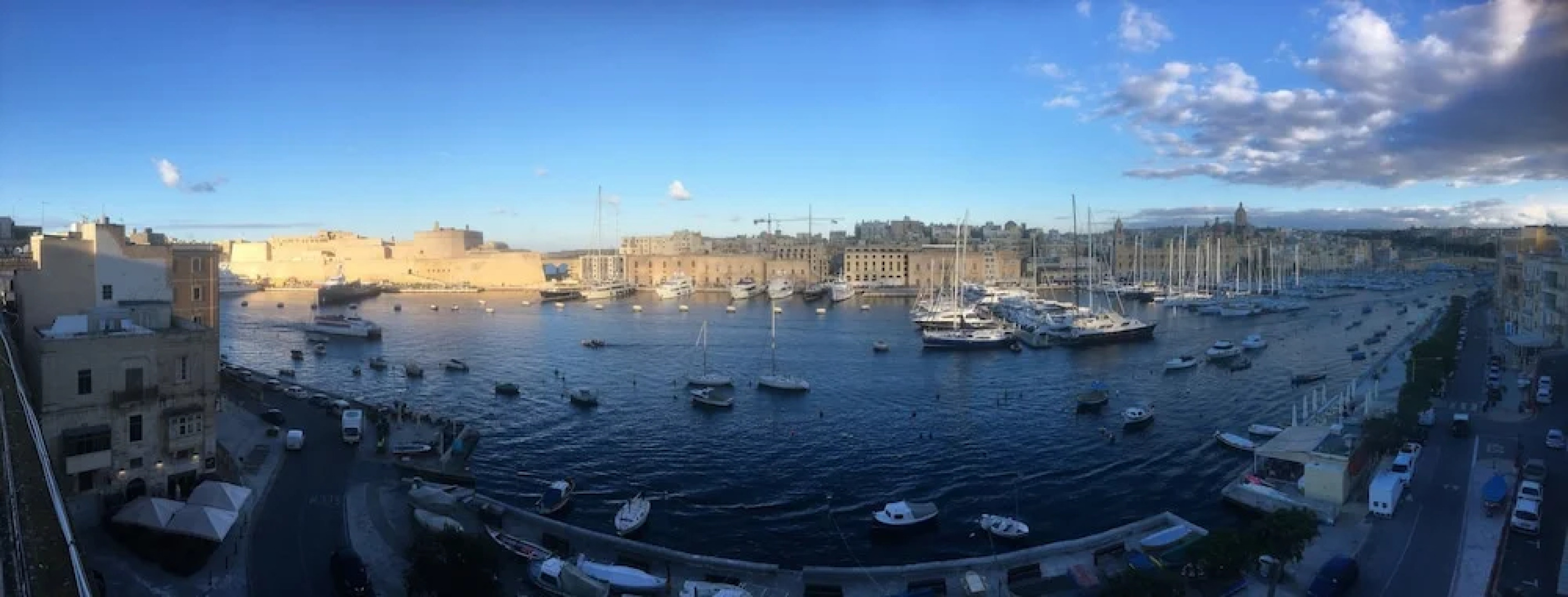 Senglea Seafront Apartment