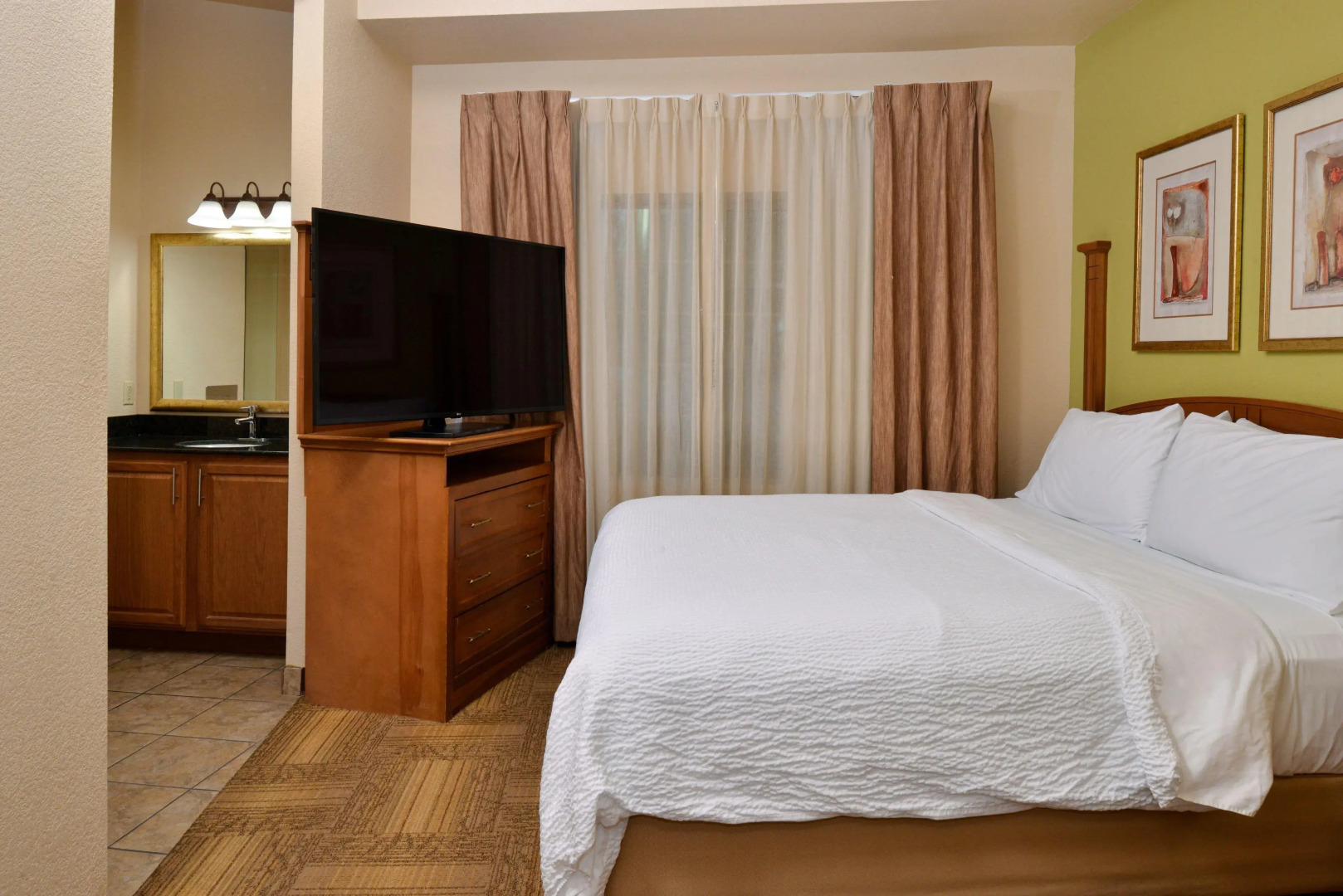 Staybridge Suites Las Cruces by IHG