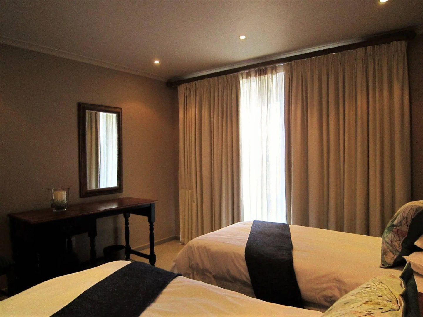 Aan de Zee @ Pinnacle Self - Catering Villas