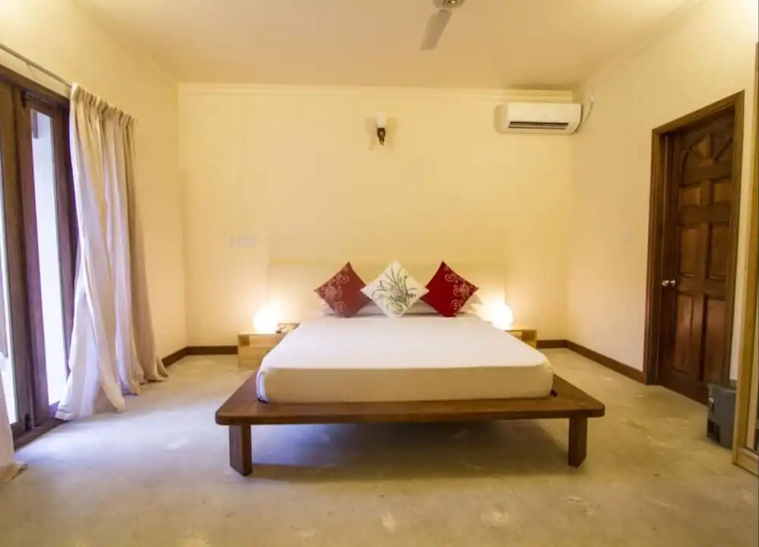 Thoddoo Retreat Grand