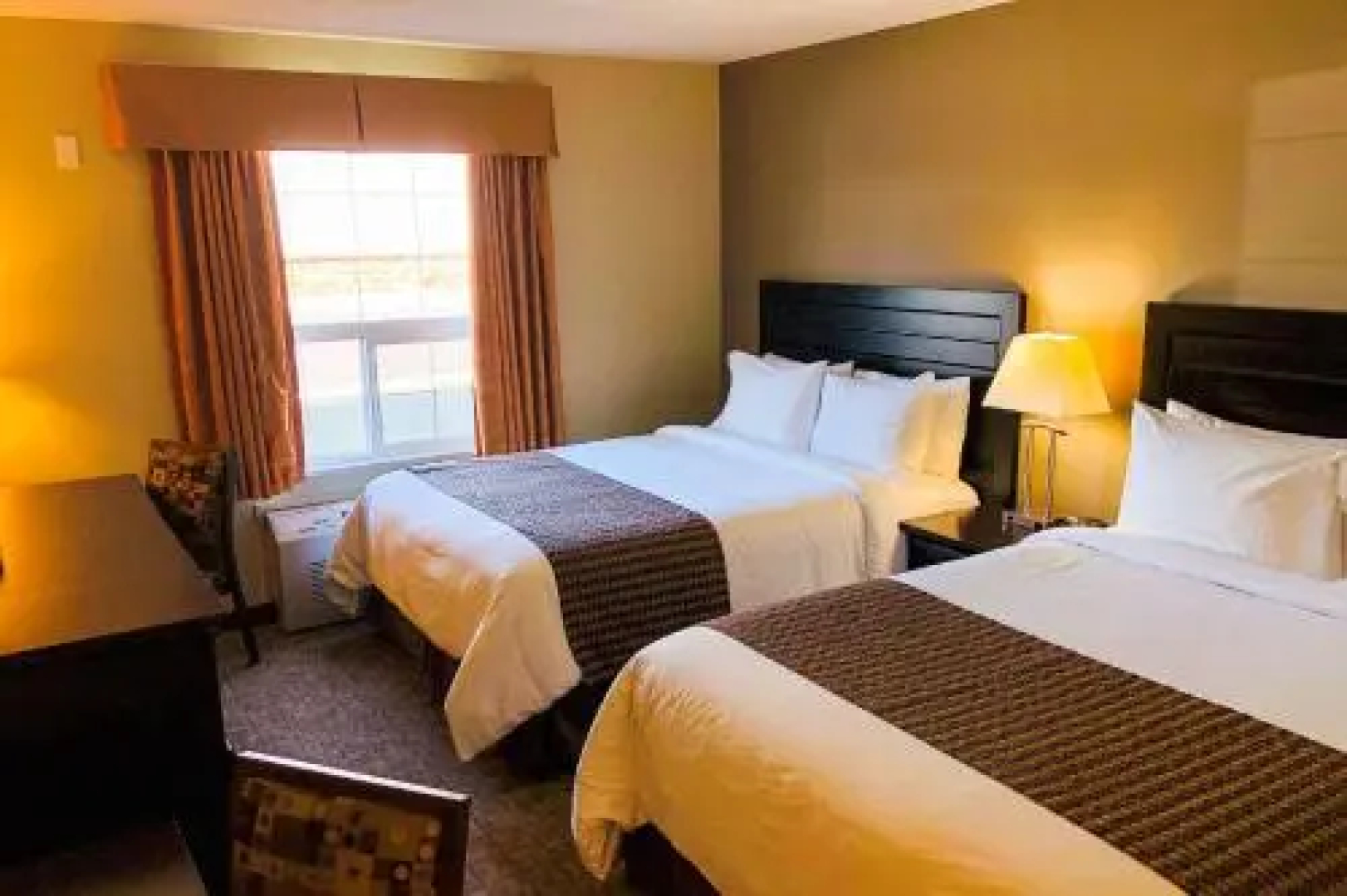 Okotoks Country Inn