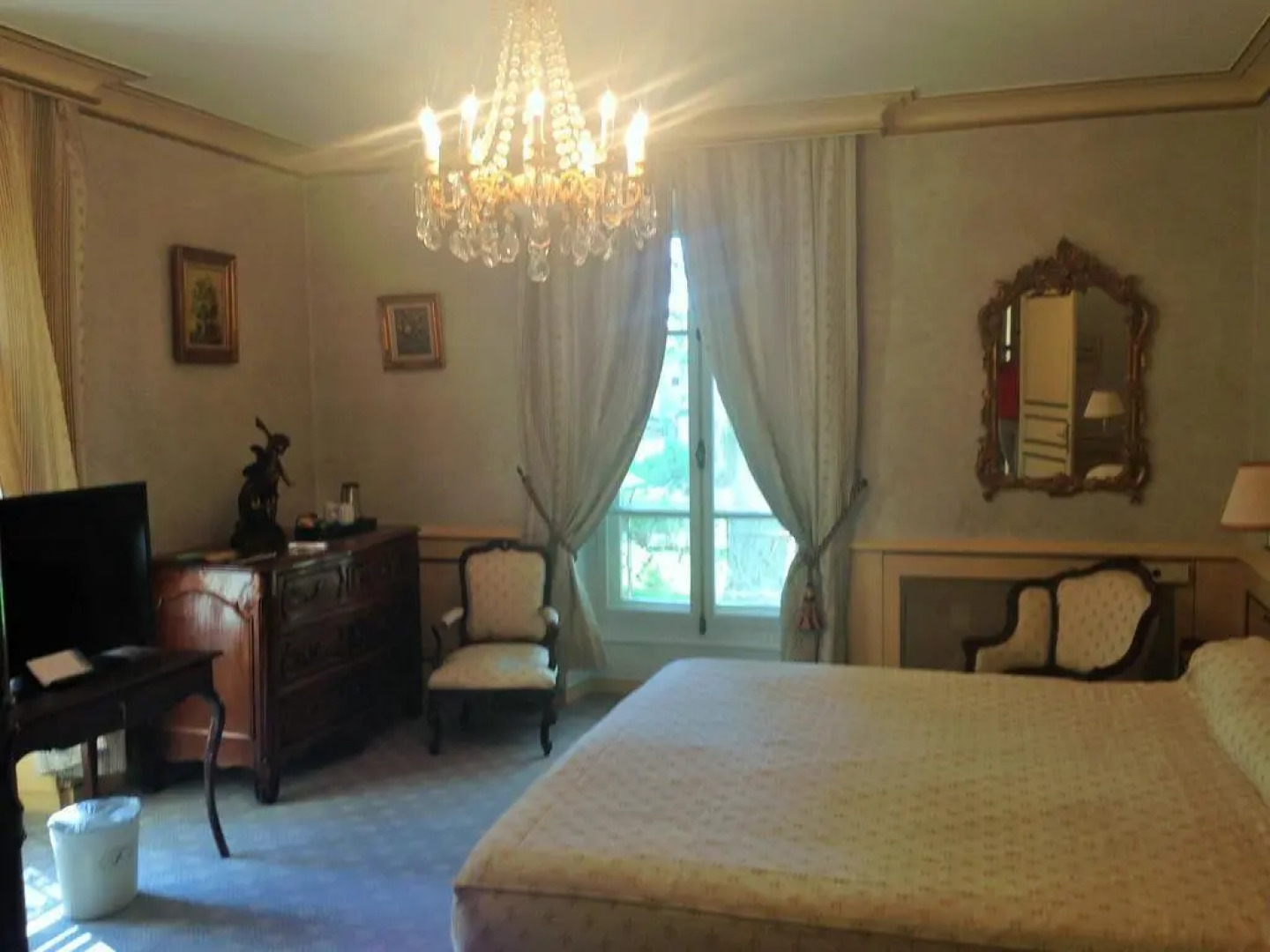 Hostellerie les Frenes