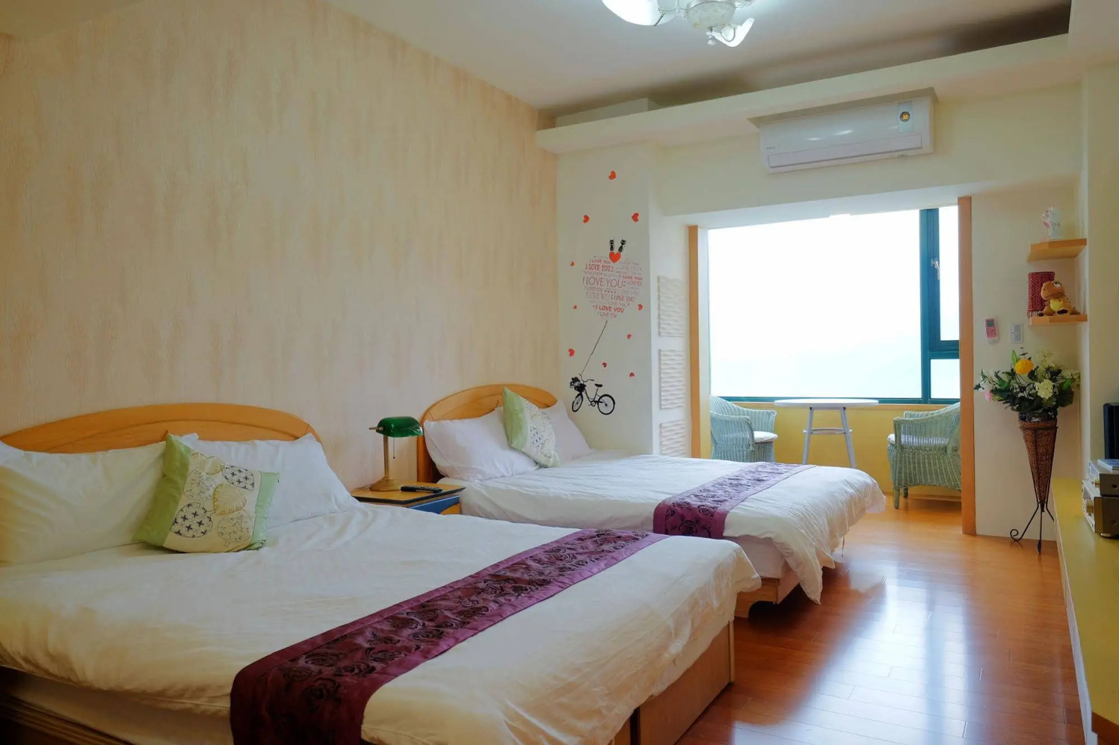 Shenshen B & B