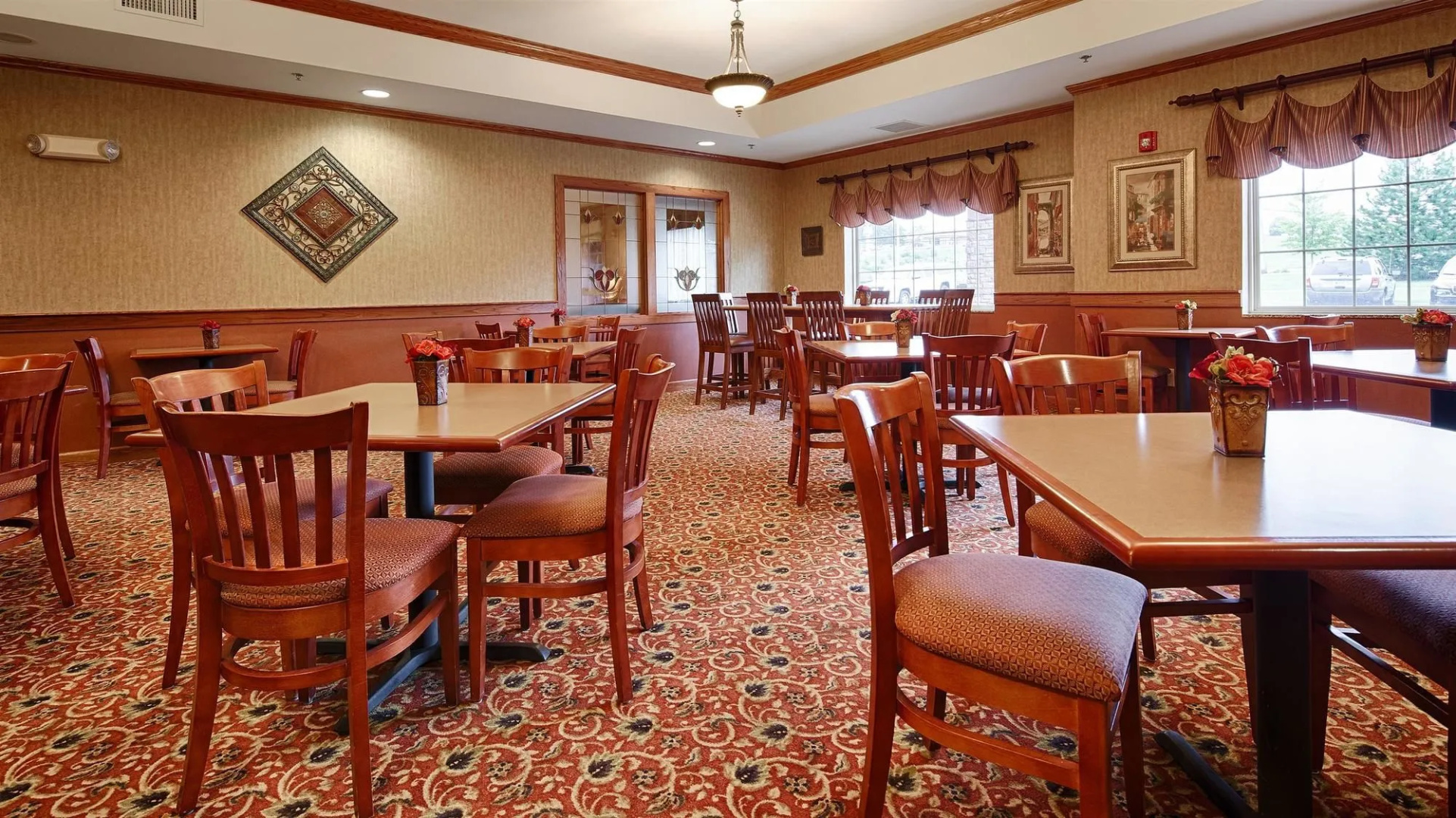 Best Western Plus Capital Inn