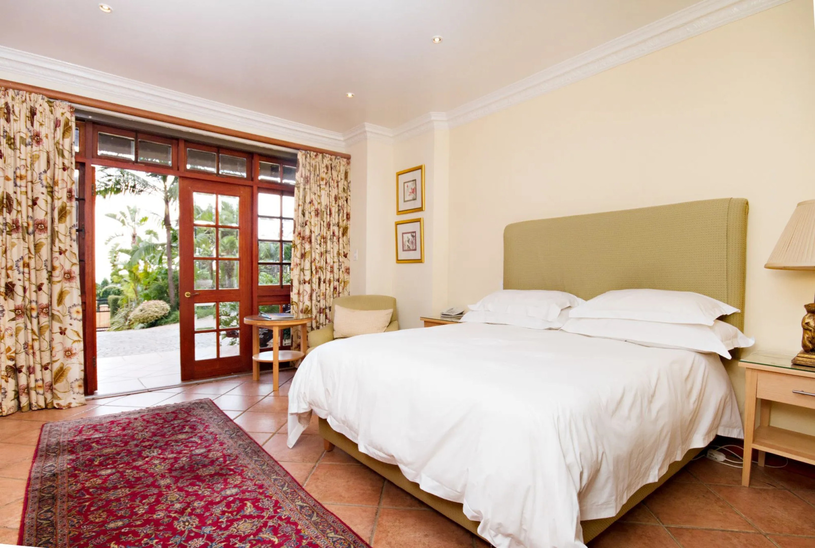 Apogee Boutique Hotel & Spa