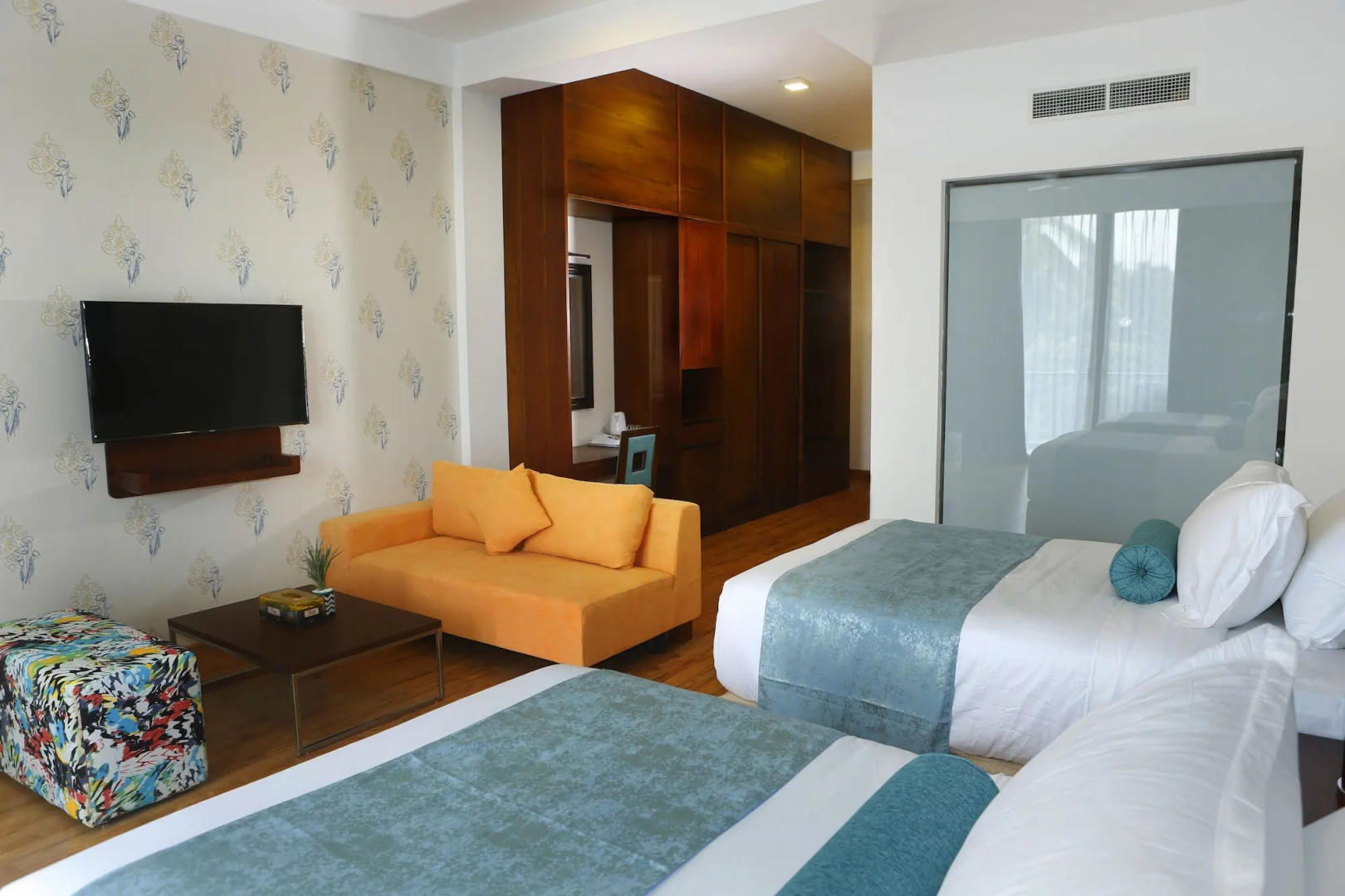 Club Waskaduwa Beach Resort & Spa