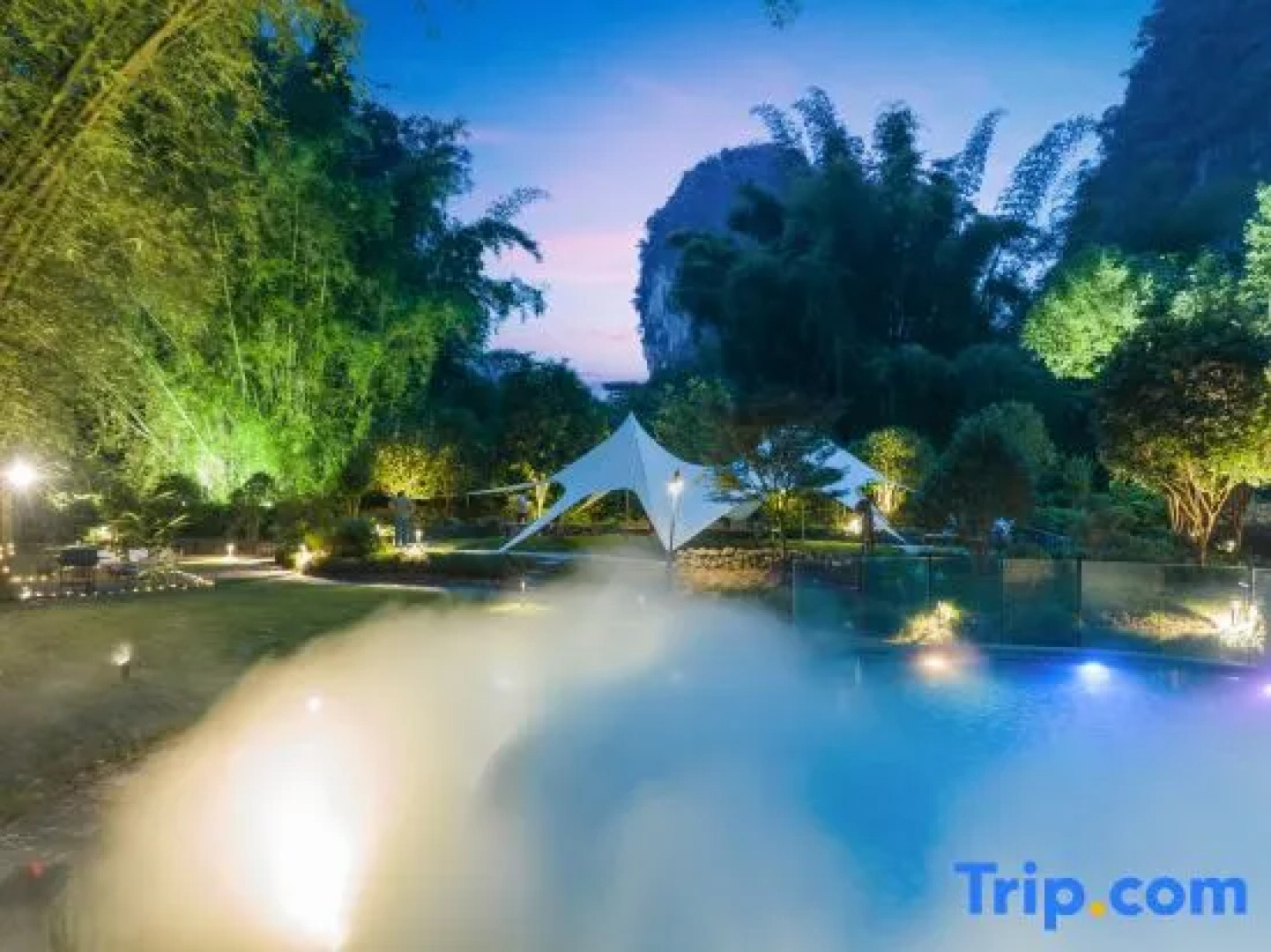 Courtyard Hotel - Yulong River Branch