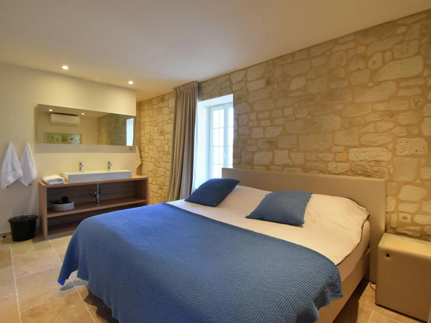 Classy Apartment in Villesèque-des-Corbières with Swimming Pool