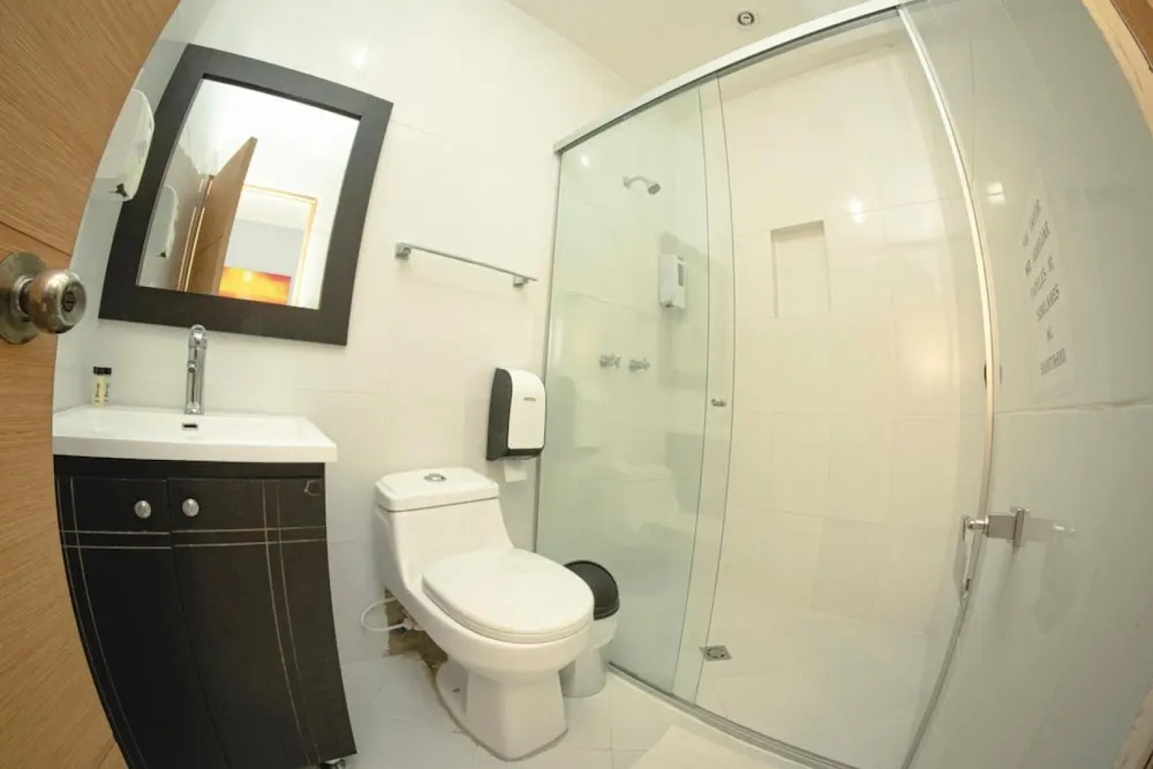 Llanogrande Airport by Bernalo Hotels