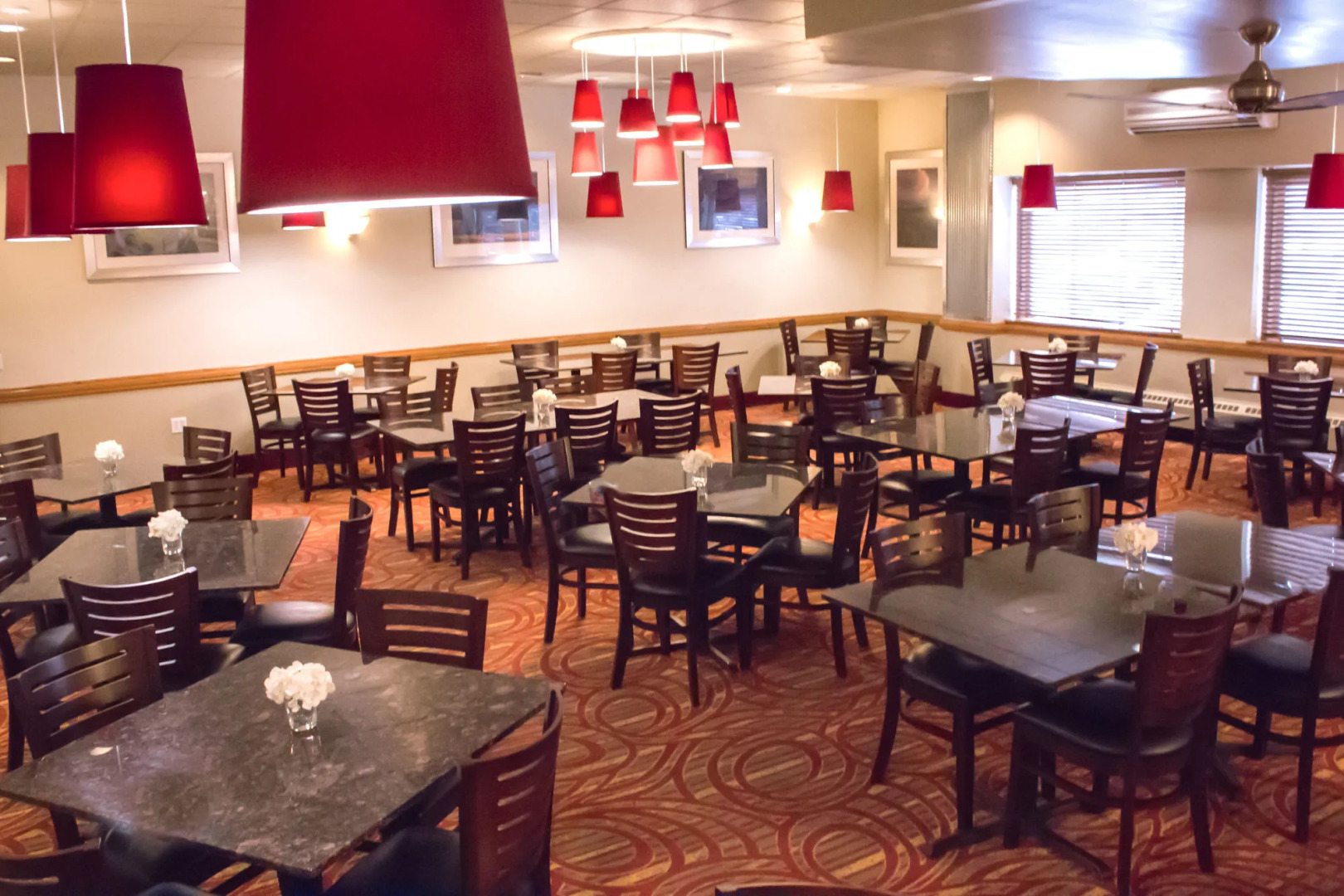 Grand Williston Hotel & Conference Center