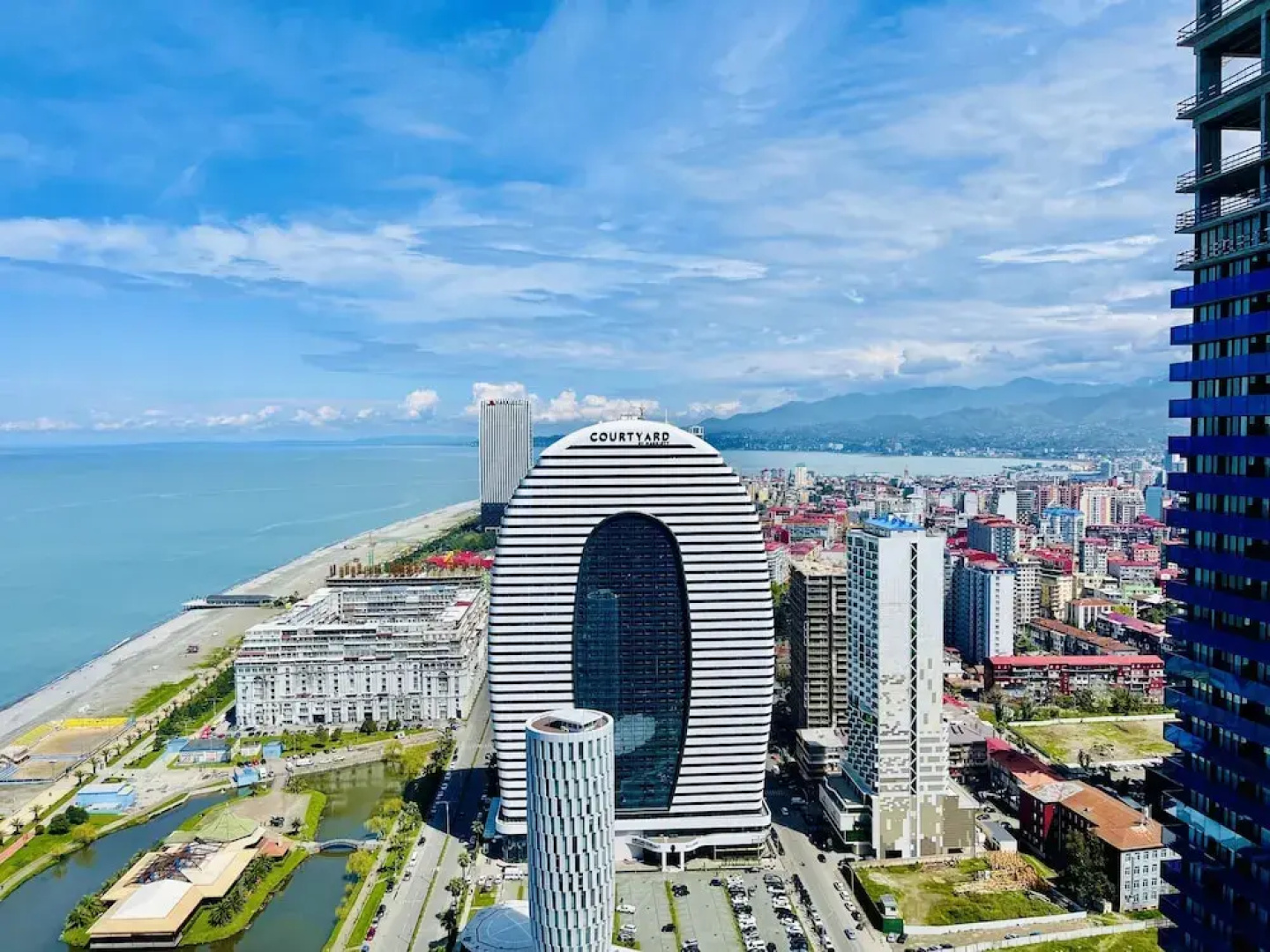 Апартаменты Royal Sea Breeze