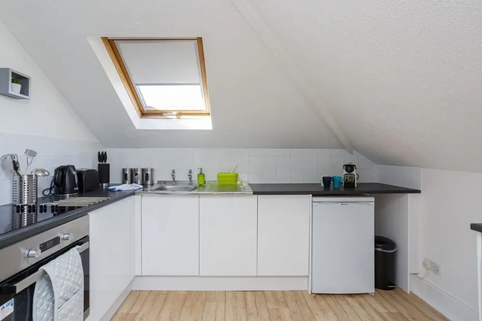 Lowcay Apartment C
