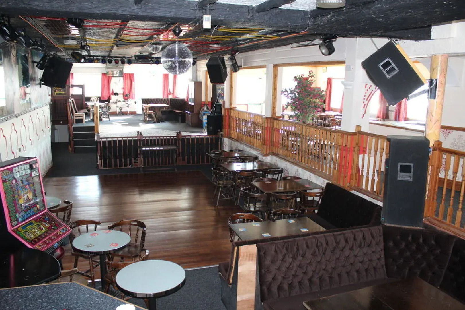 The Middlegate Hotel