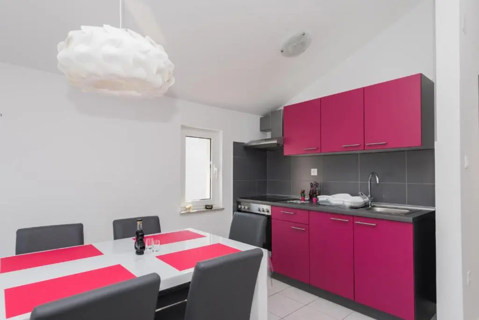 Apartments Atlas Grubišić