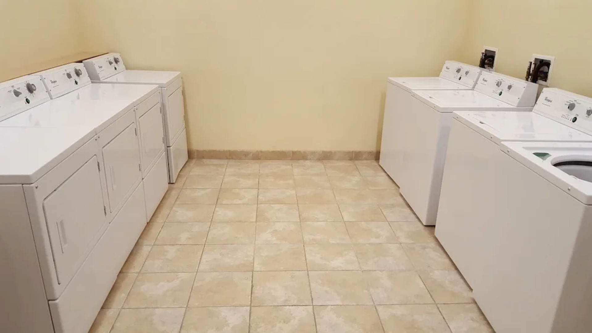 SpareTime Resorts at The Signature Condo Hotel