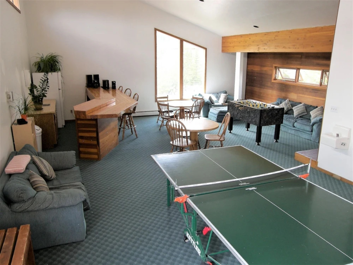 Snowscape 2 bed 2 bath 2 Br condo by RedAwning