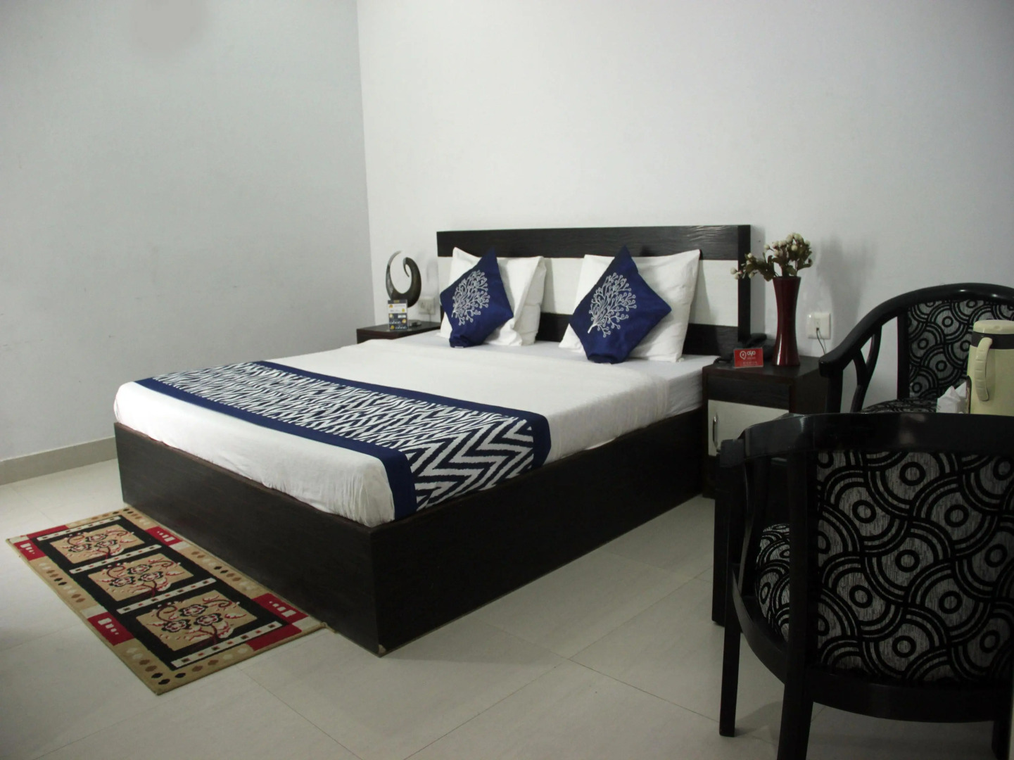 OYO 13178 Hotel SK International