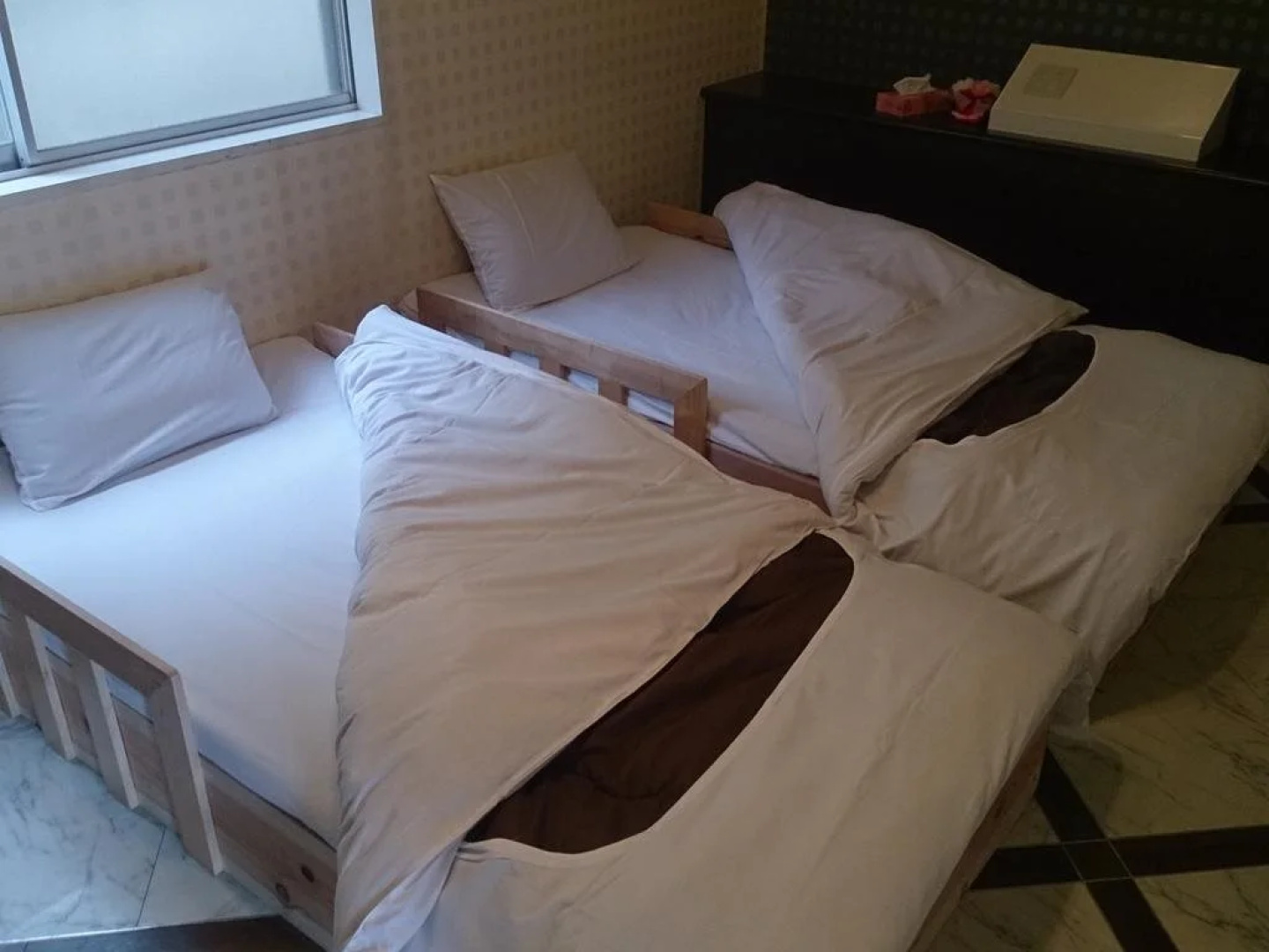 Okayama Guesthouse MOKO - Hostel