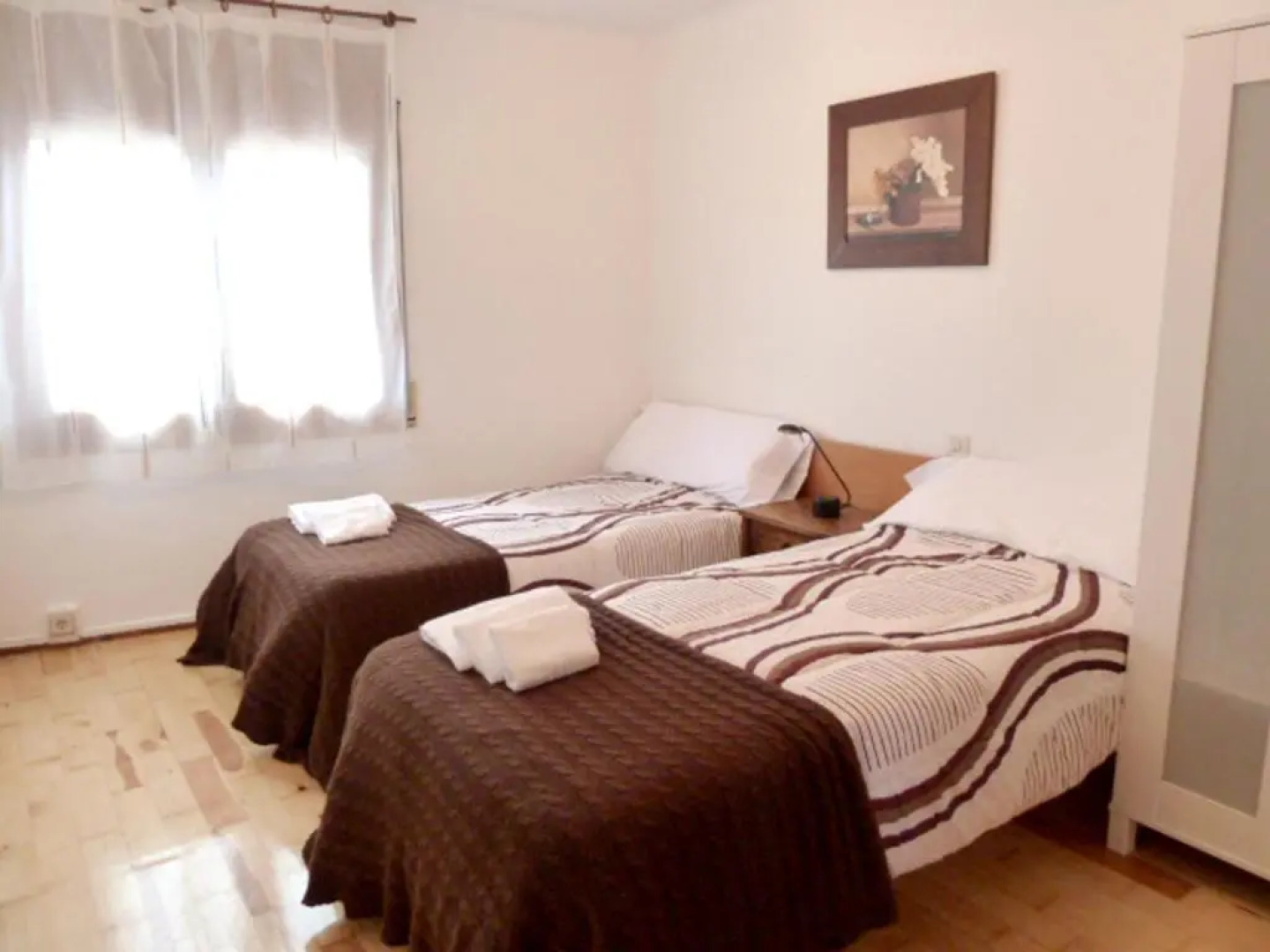 Apartment With 2 Bedrooms in Alp, With Balcony - 8 km From the Slopes