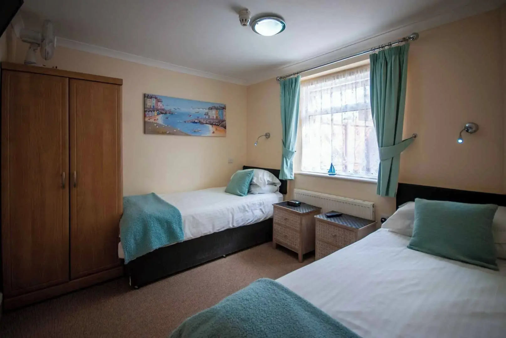 Westbury Lodge