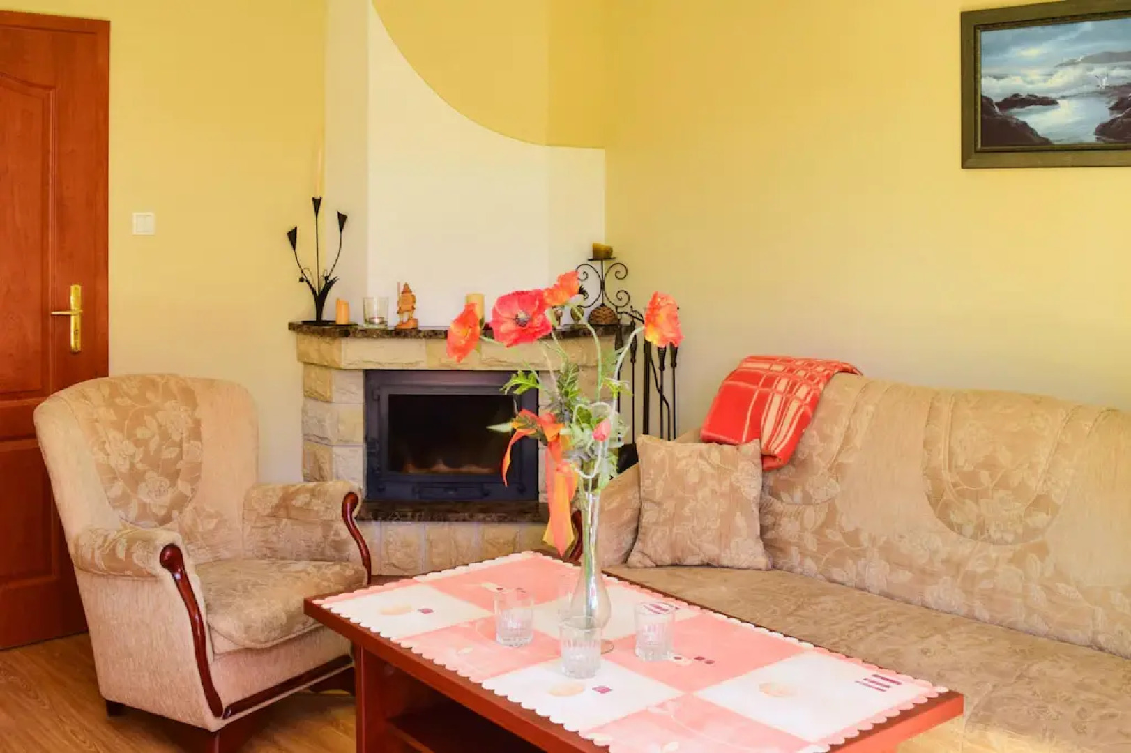 Semi-detached House With Fireplace, Rowy