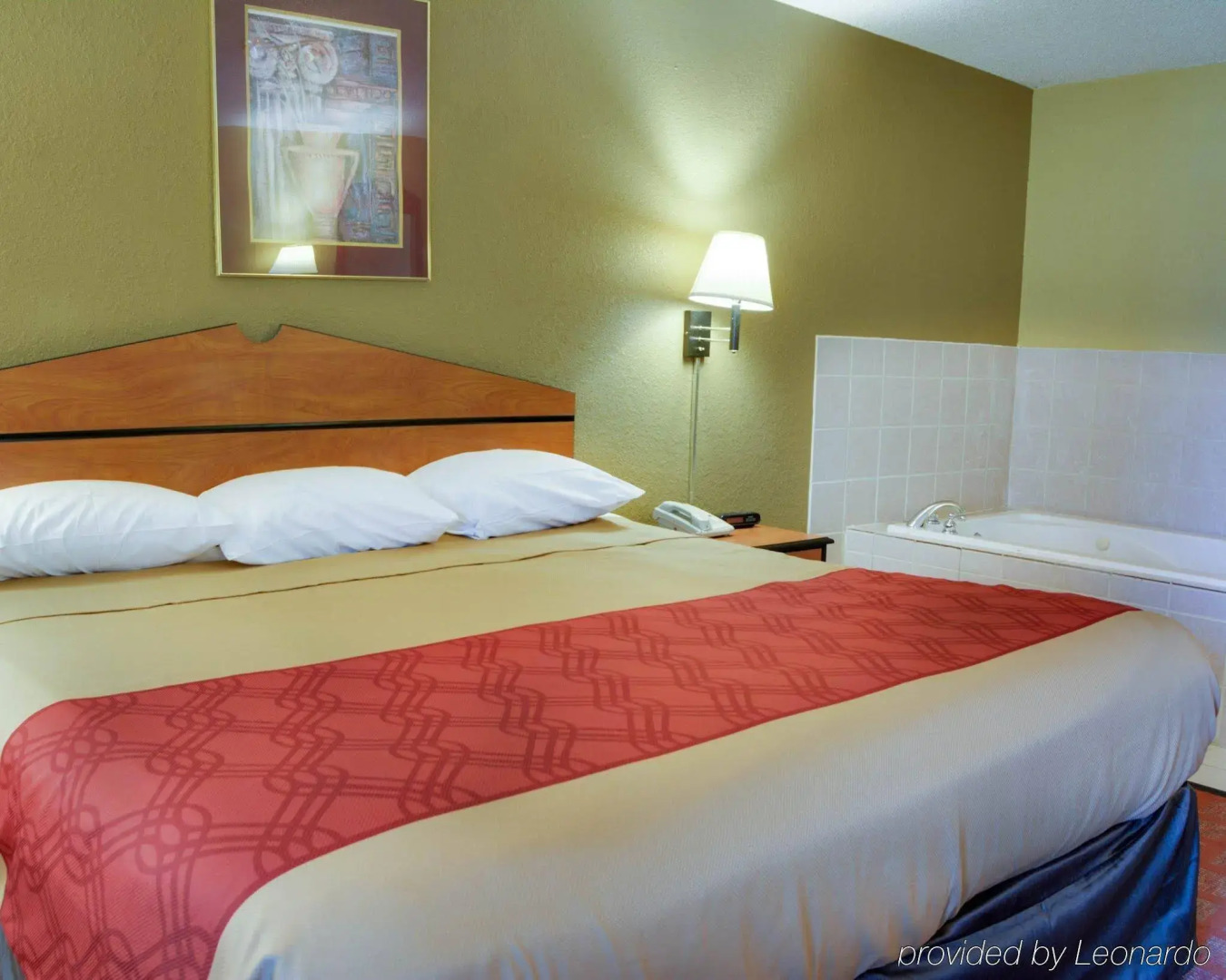 Econo Lodge Inn & Suites Hot Springs