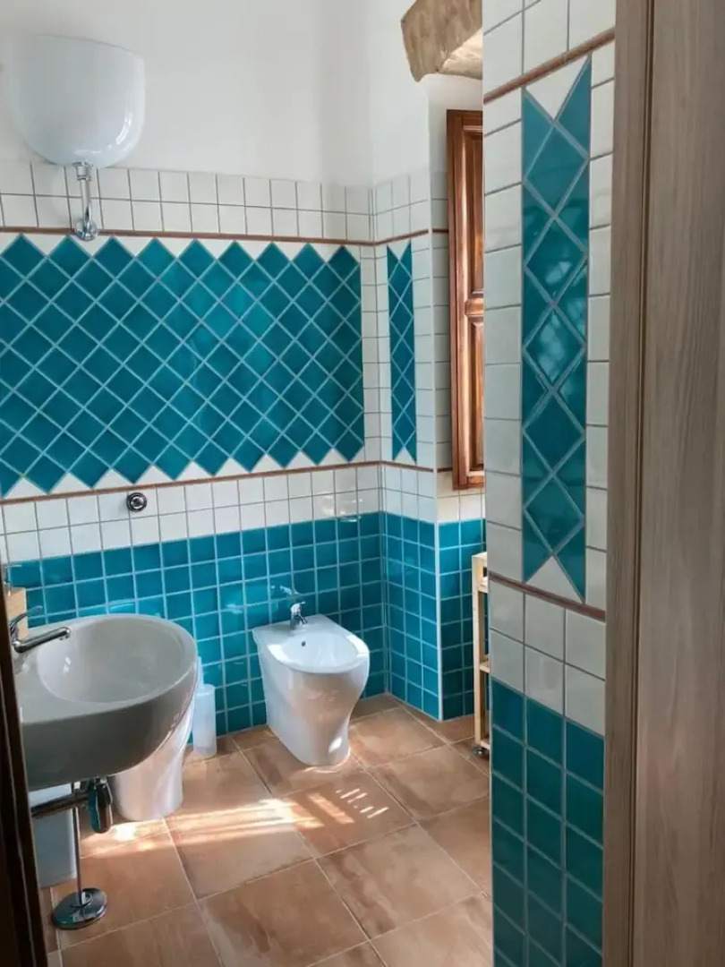 Sui Tetti Di Iglesias