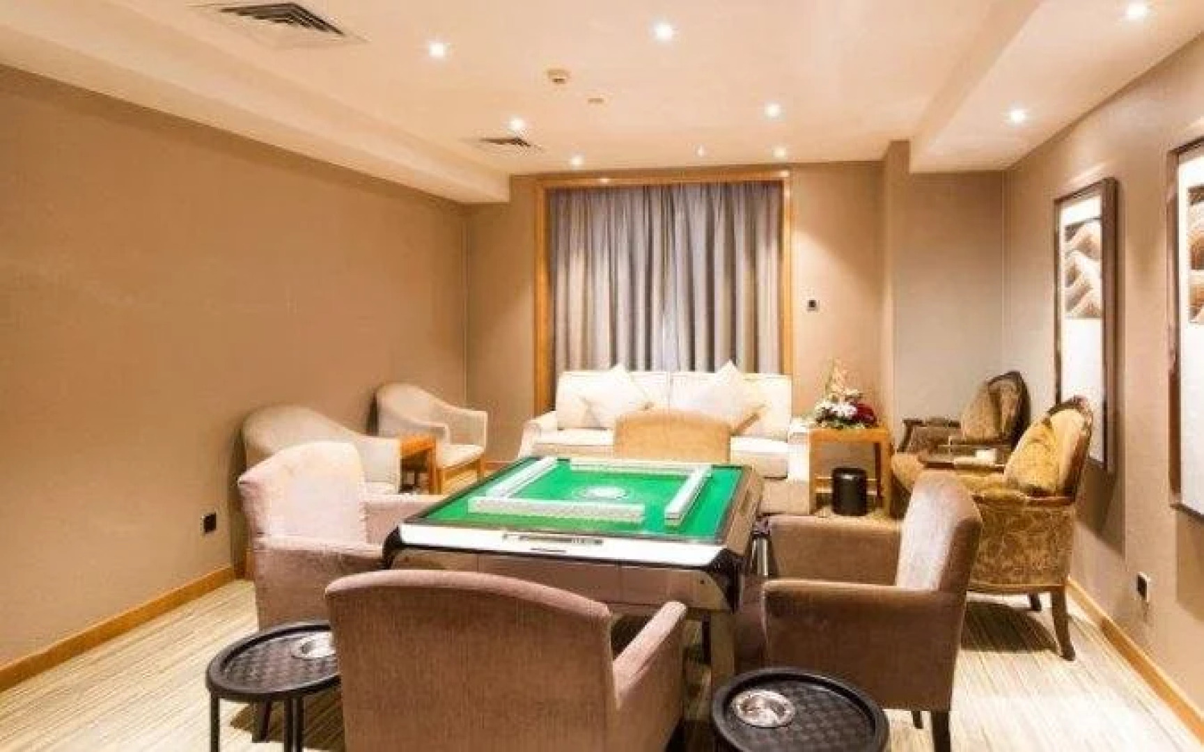 ZOYI International Business