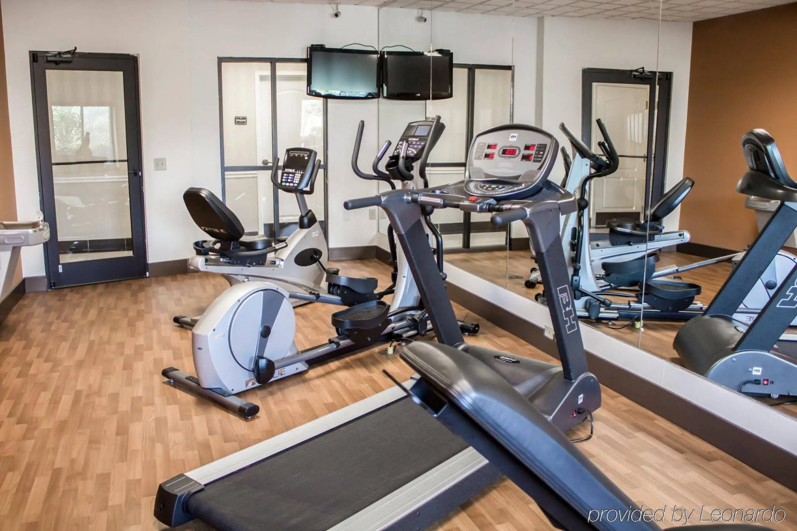 Comfort Suites Savannah North I-95