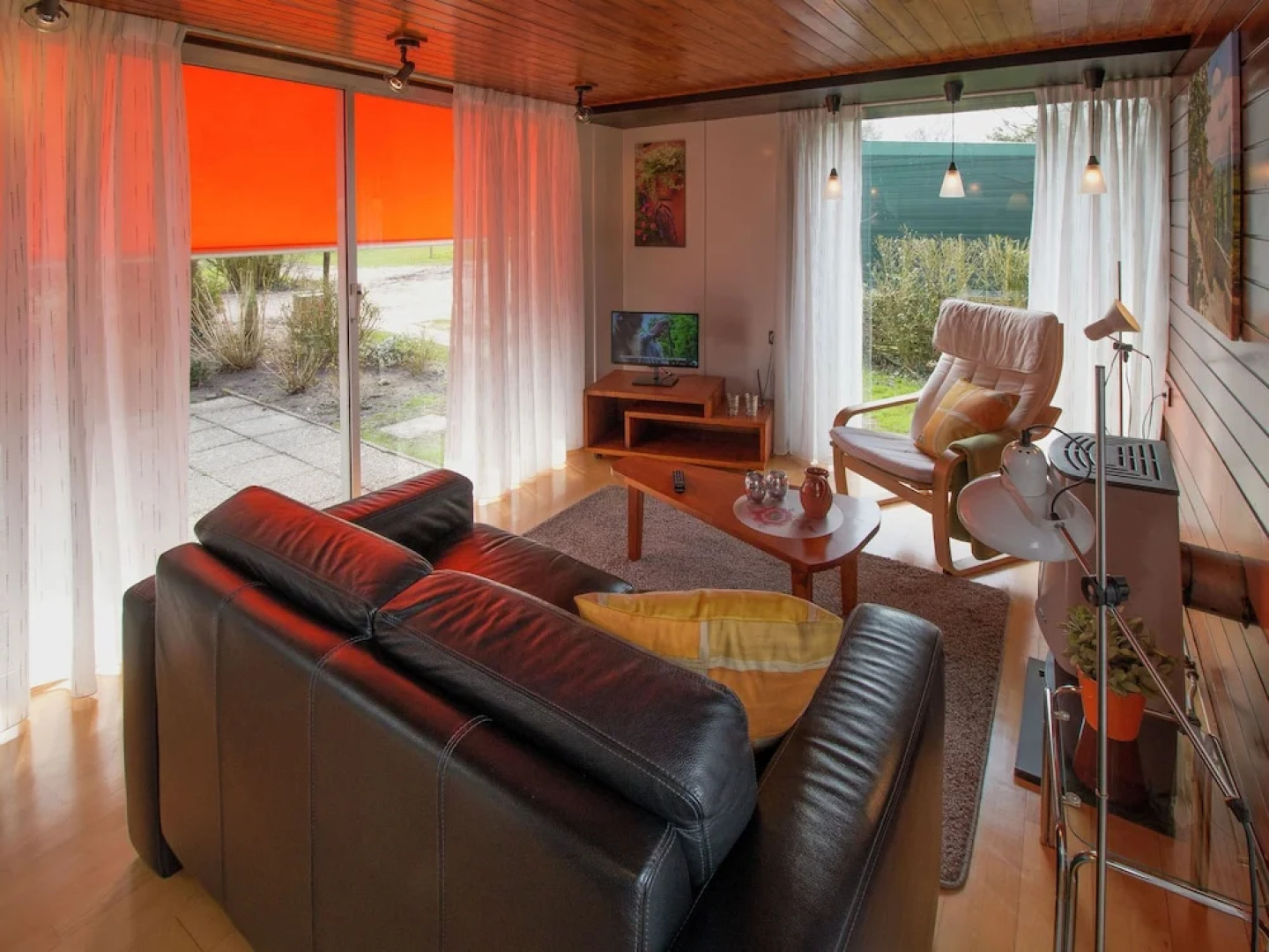 Cosy Chalet With gas Fireplace in Twente