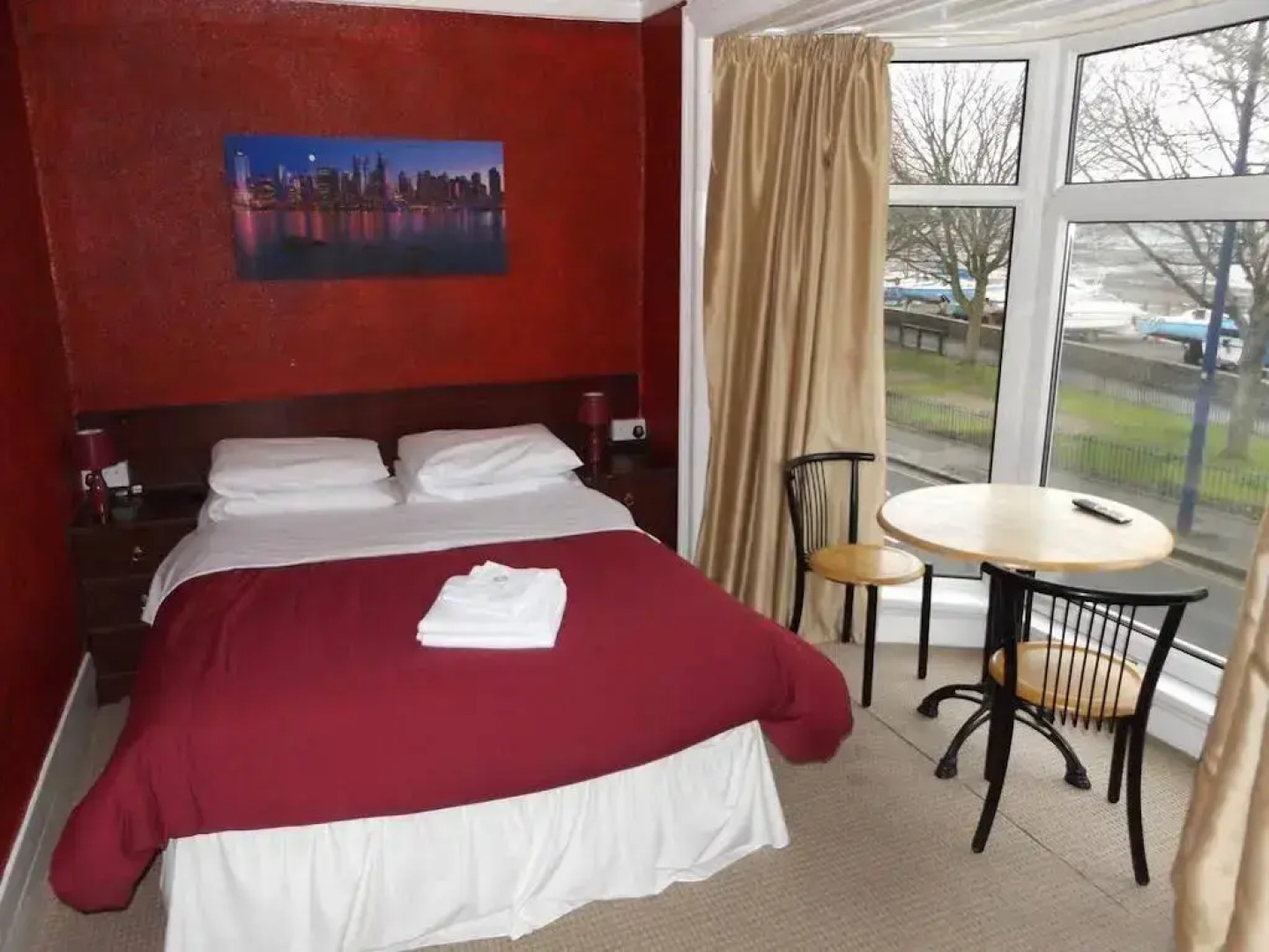 The Carlton Hotel Mumbles