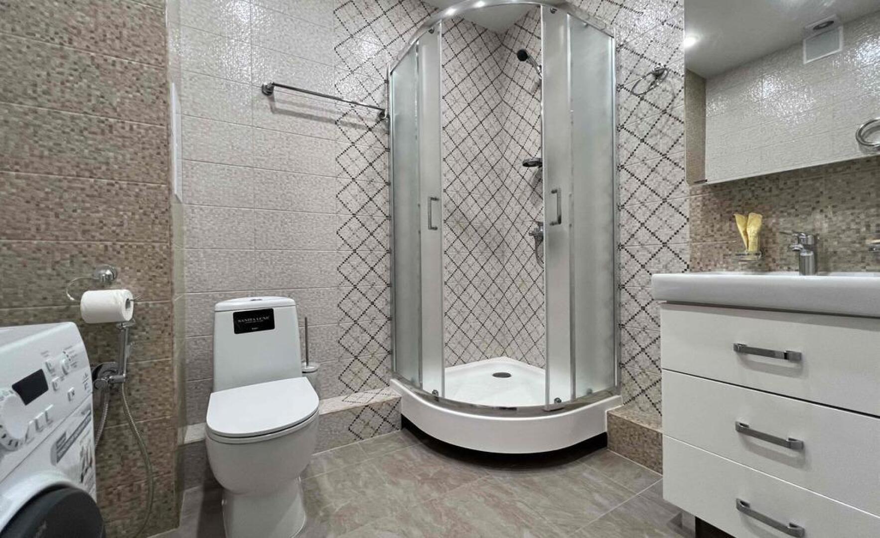 КвартАл на проспекте Маркса 93