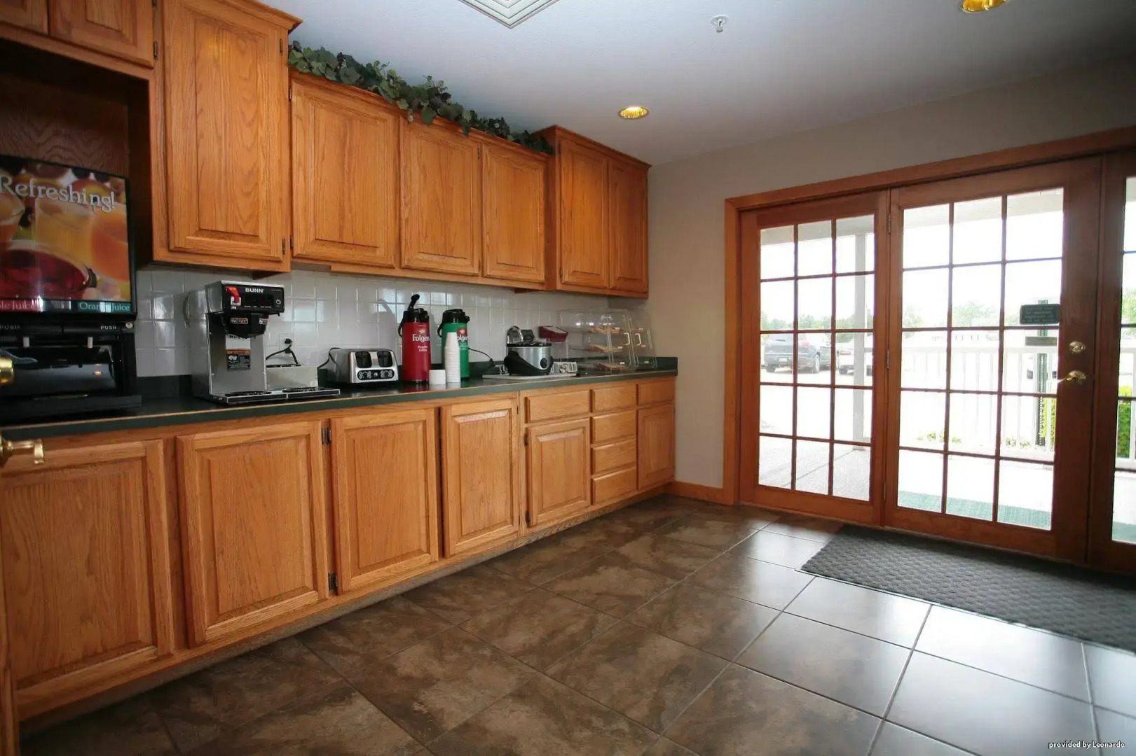 Best Western Flora Inn