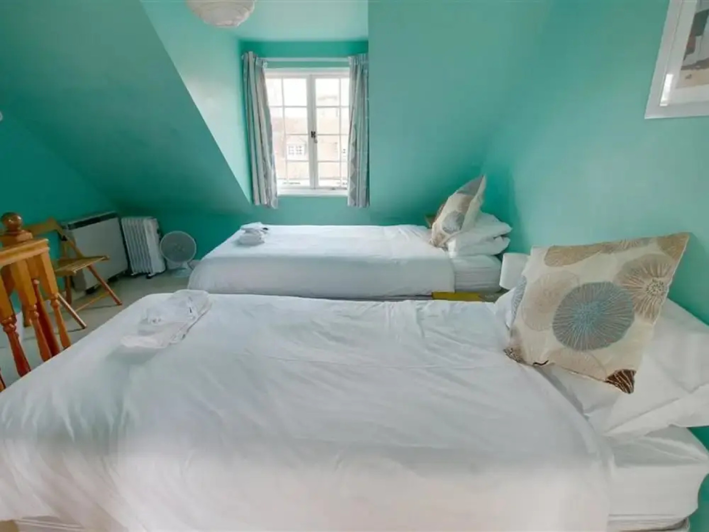 Lovely Apartment in Cranbrook With Serene View