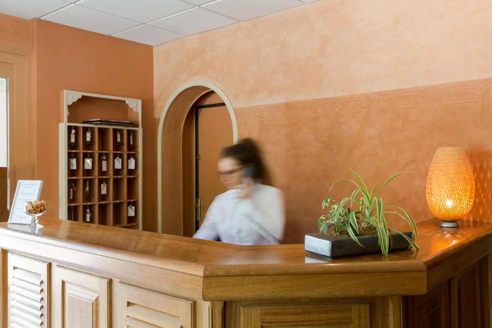 The Originals City, Hôtel L'Iroko