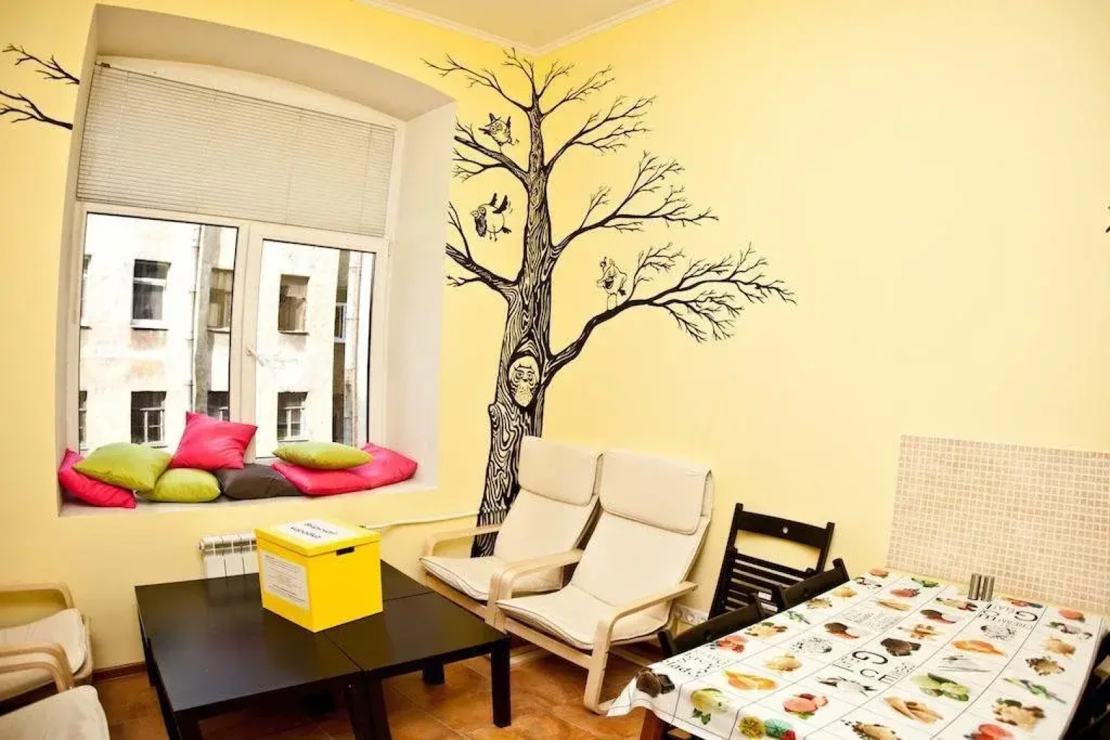 Около Невского